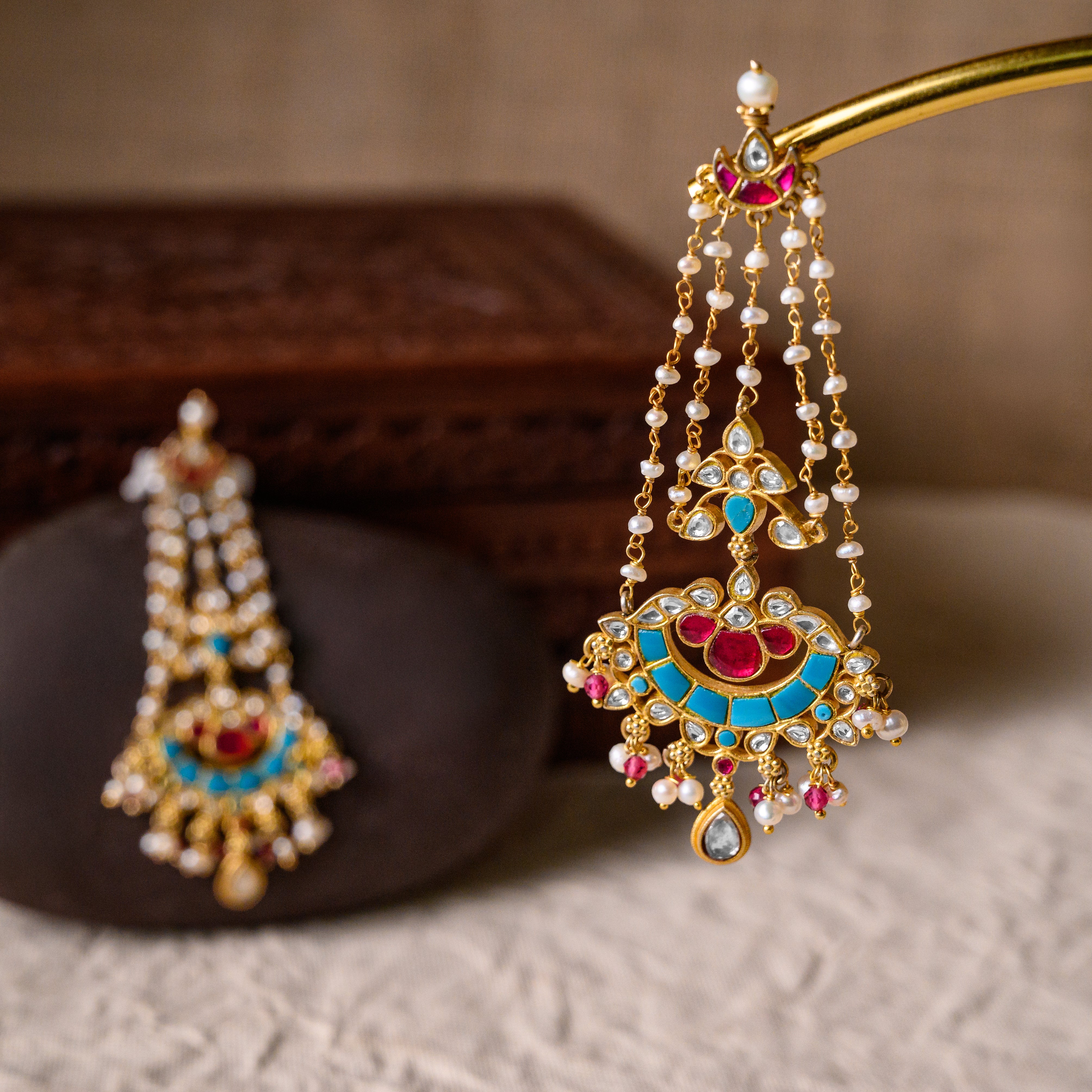 Neelara Kundan Hangings