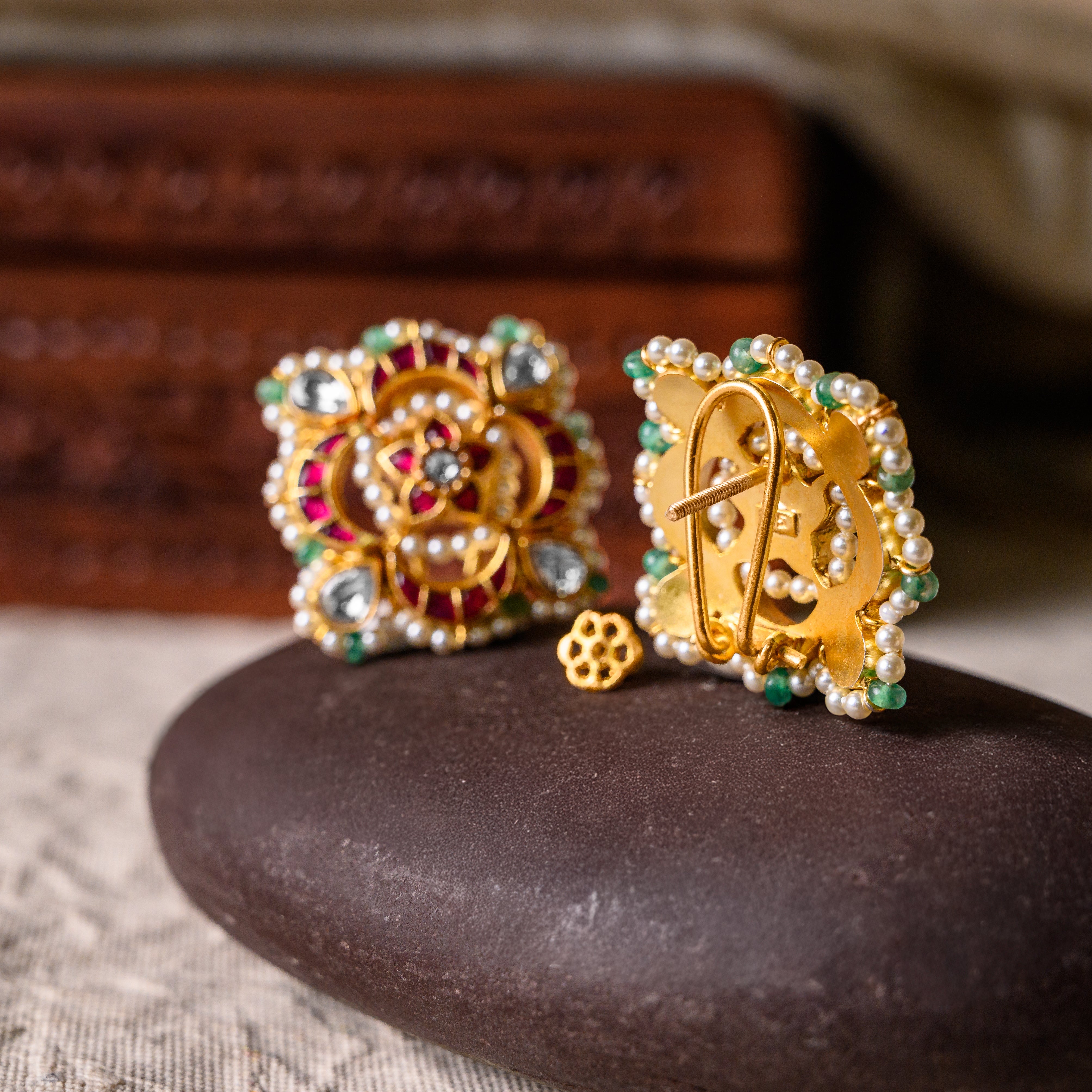 Rashika Kundan Studs