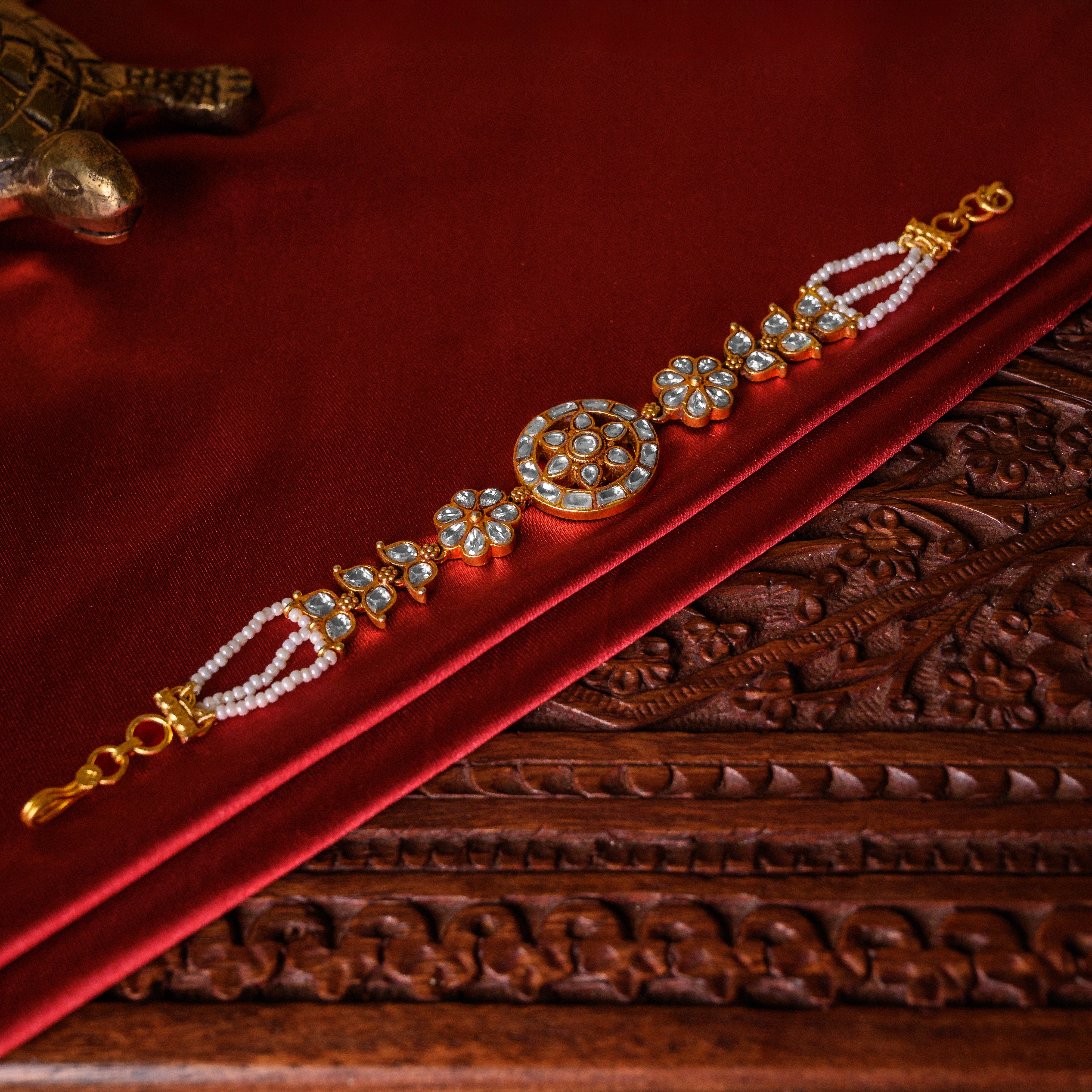 Roshini Kundan Bracelet