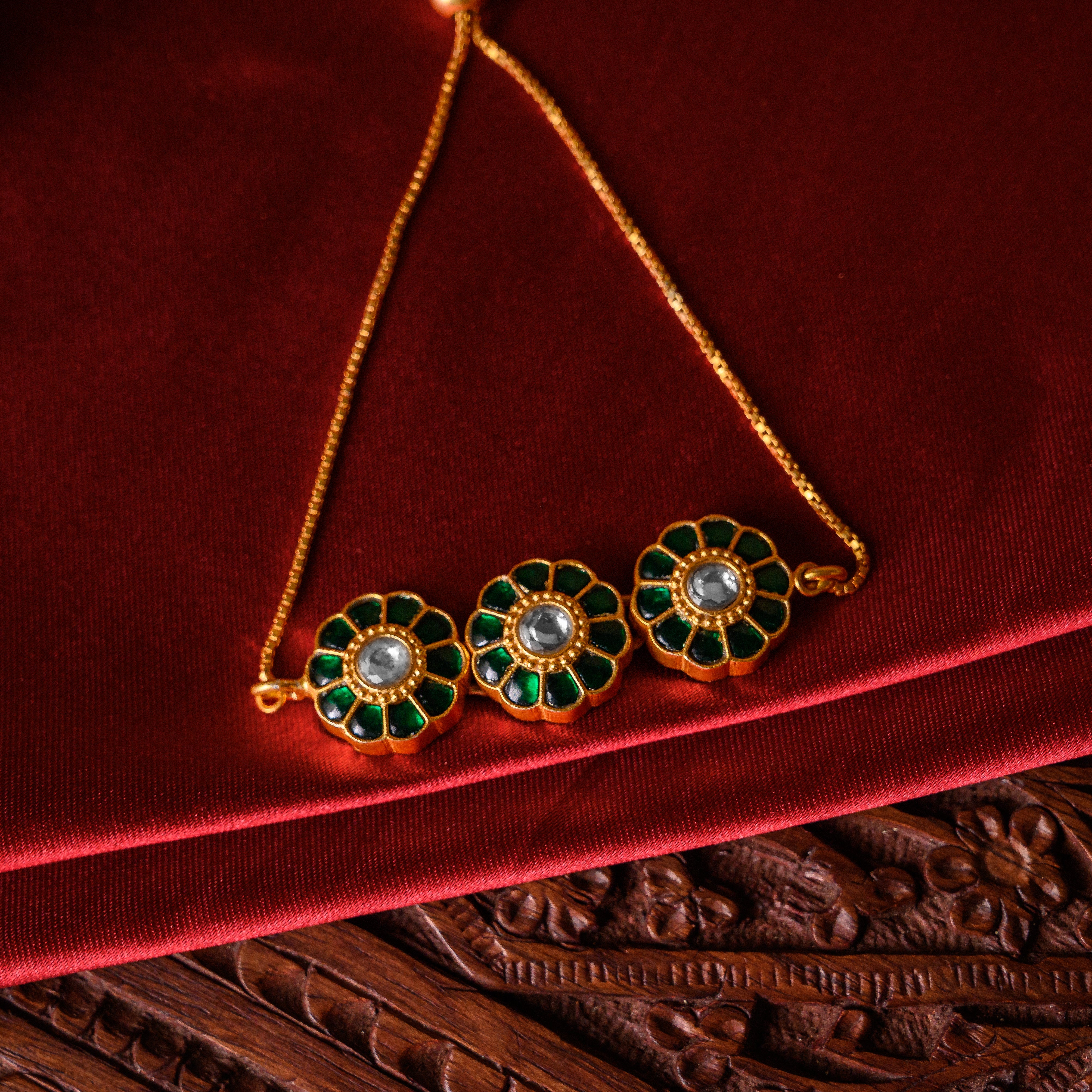 Saanvi Kundan Bracelet