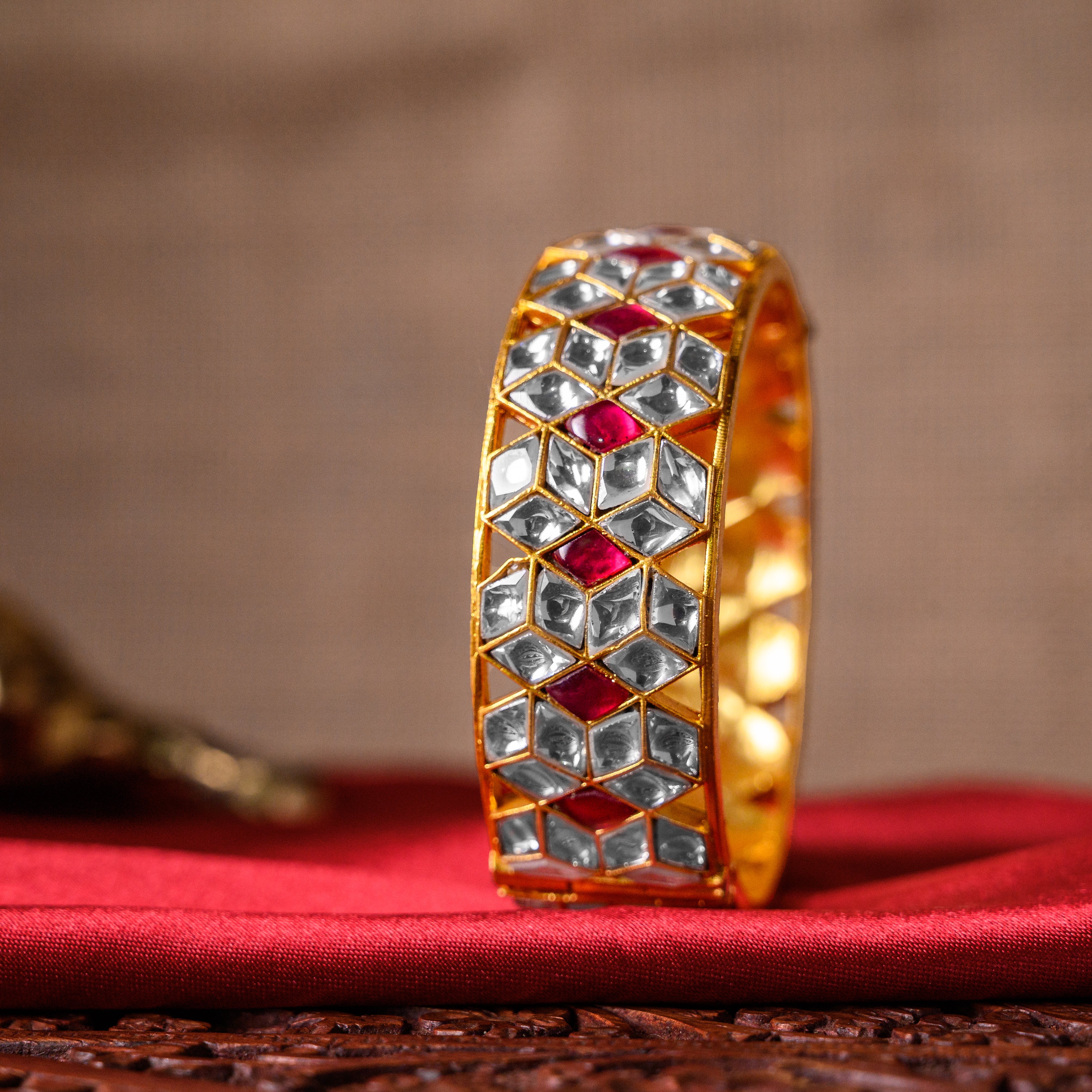 Rati Kundan Bangle