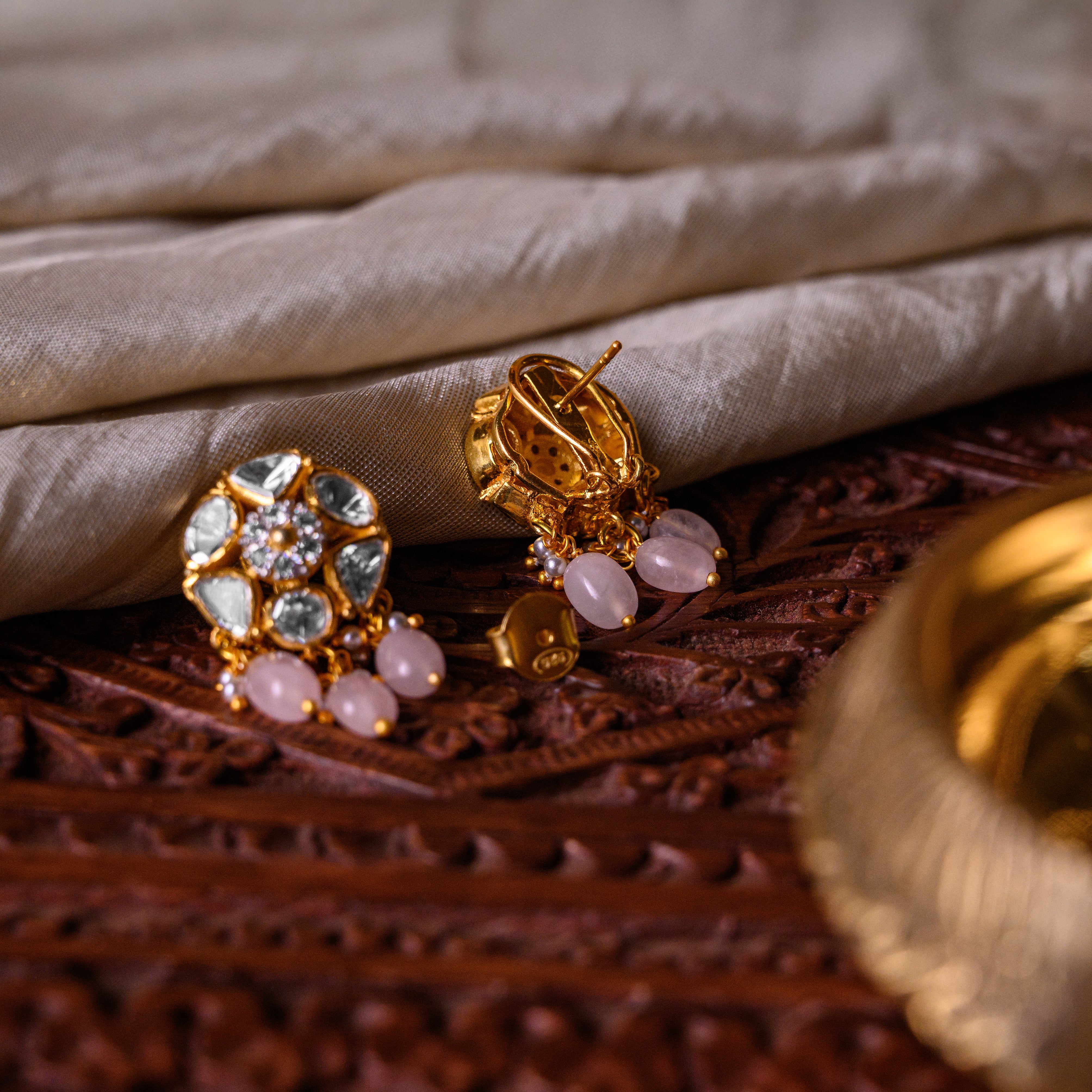 Petal Radiance Polki silver pendant and earrings set