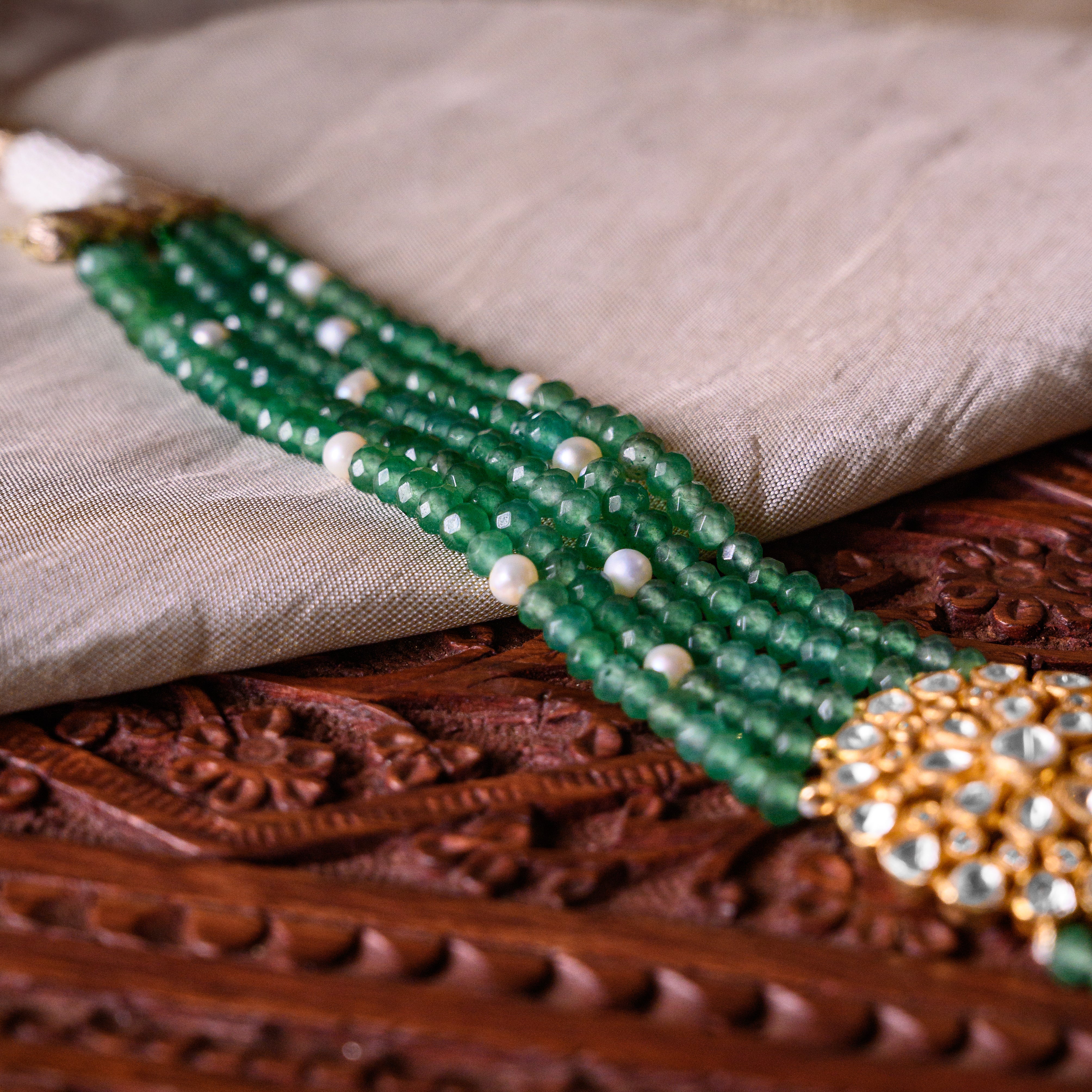 Emerald Glow Polki Choker Set