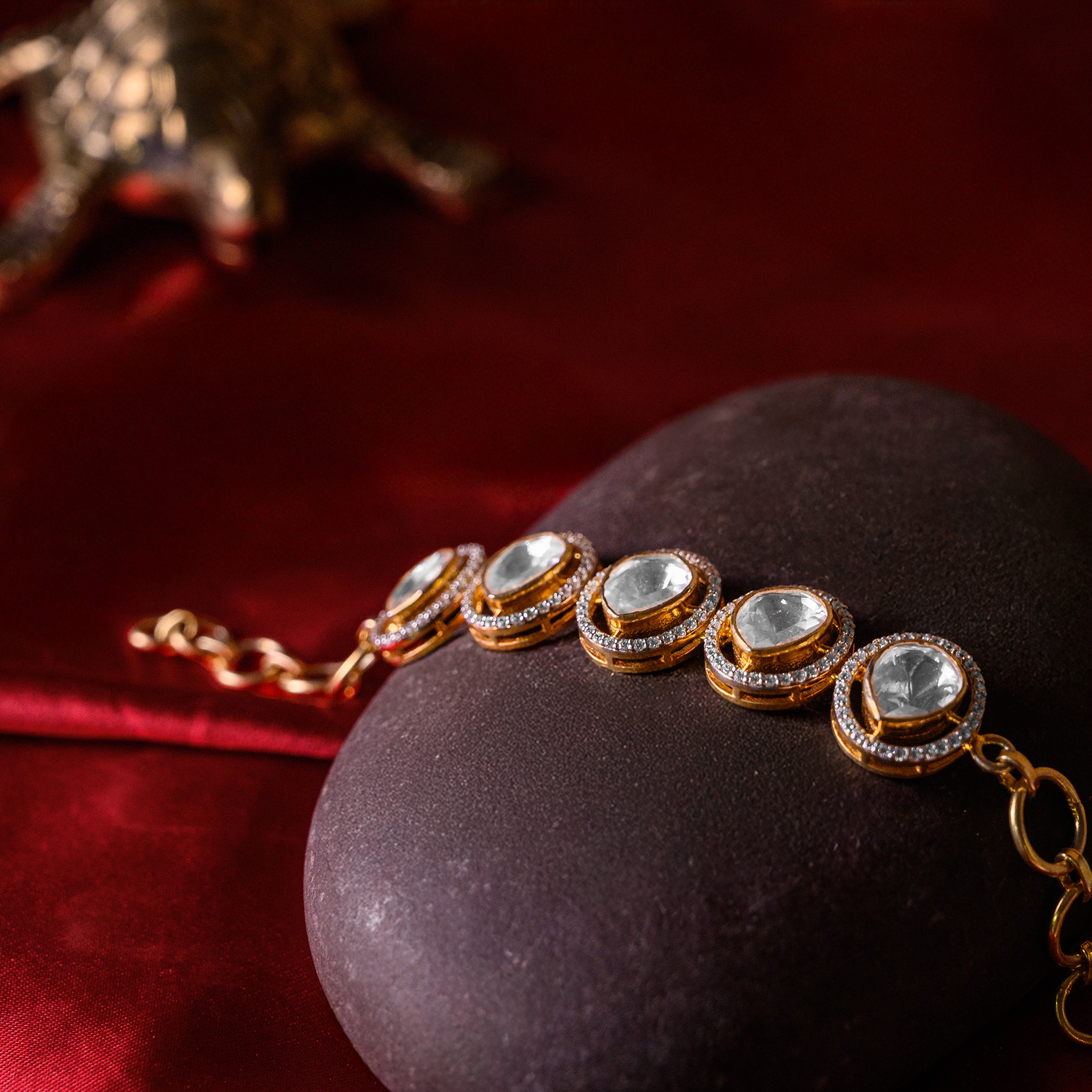 Lightweight silver Polki bracelet for everyday wear