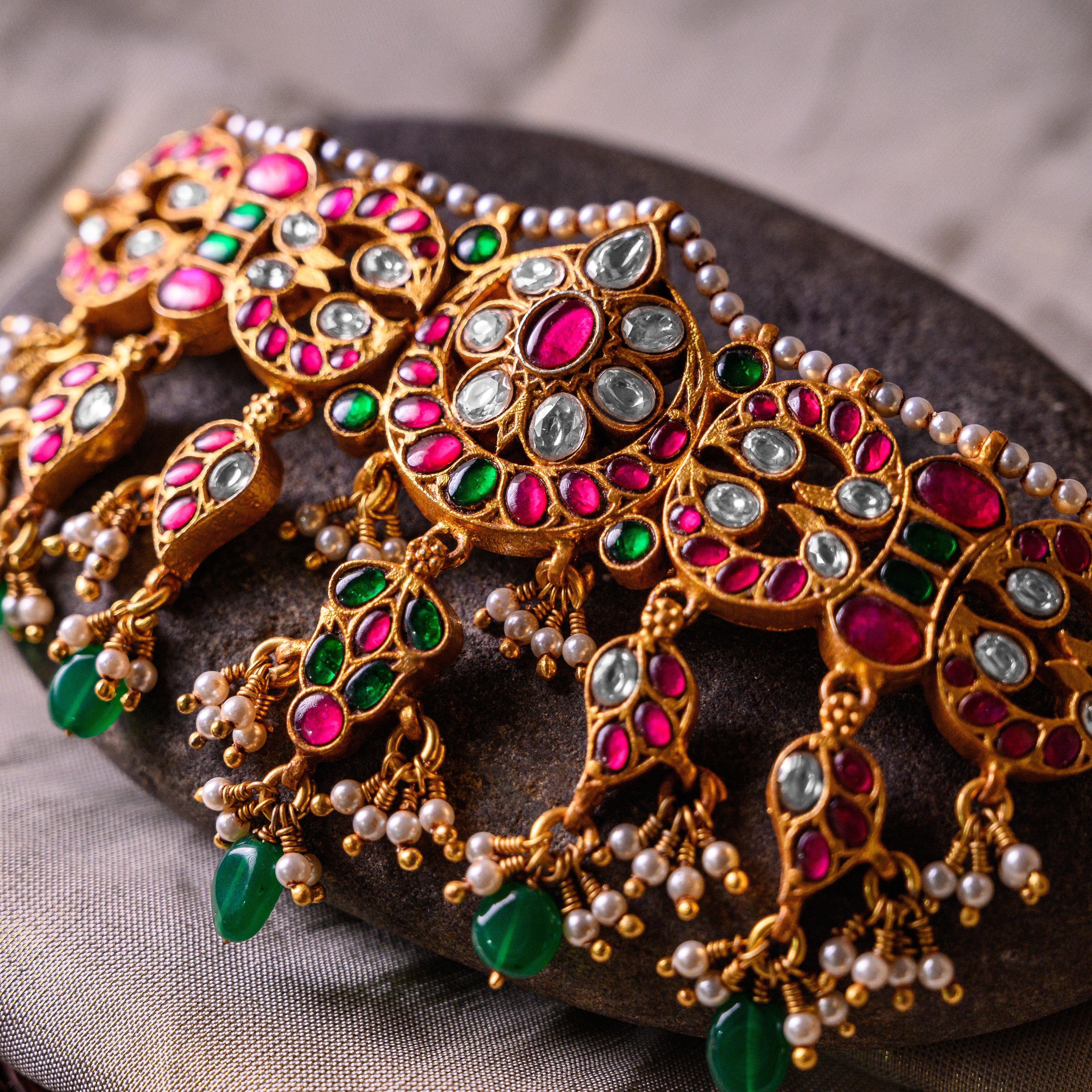 Sharvani Kundan Choker