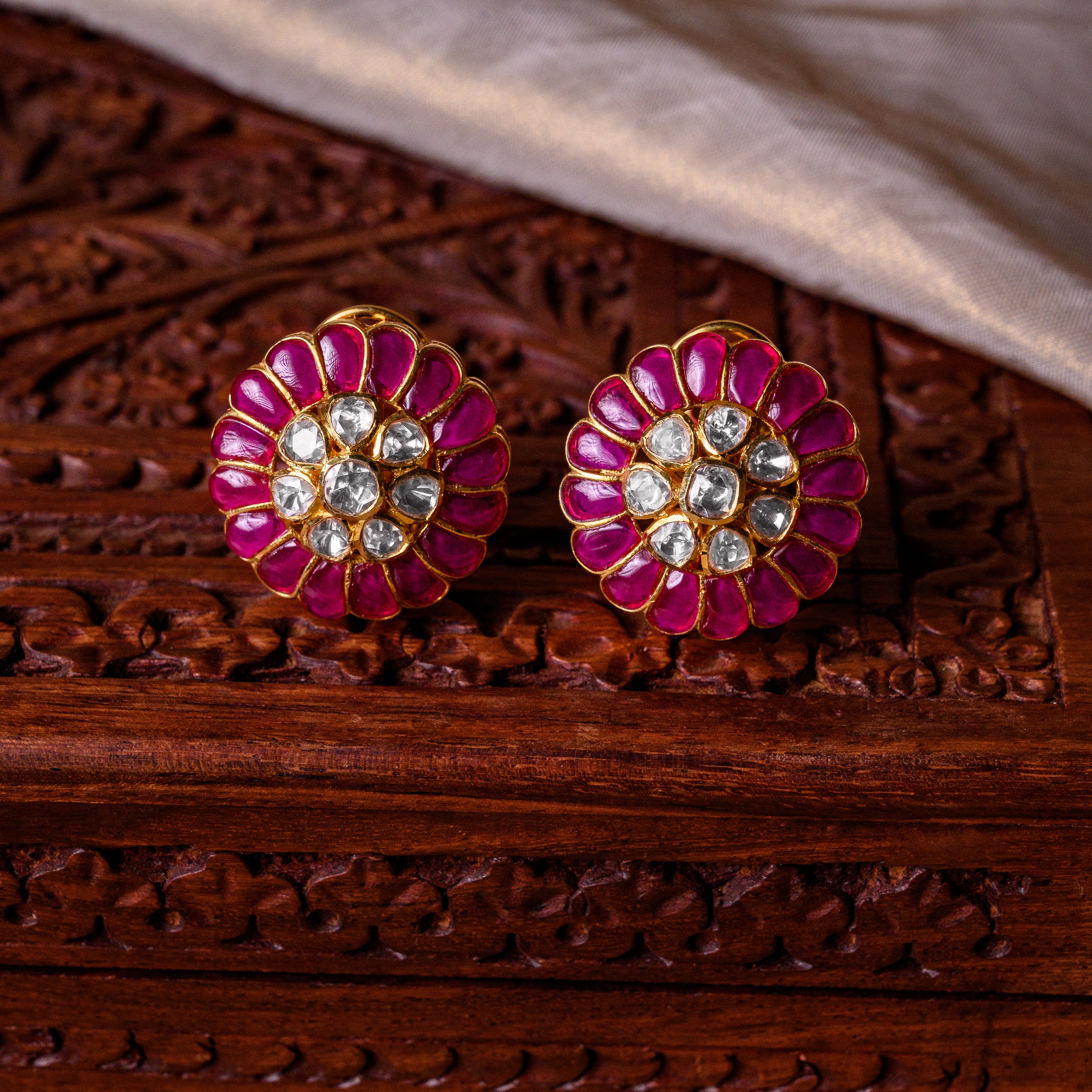Nova Polki Studs