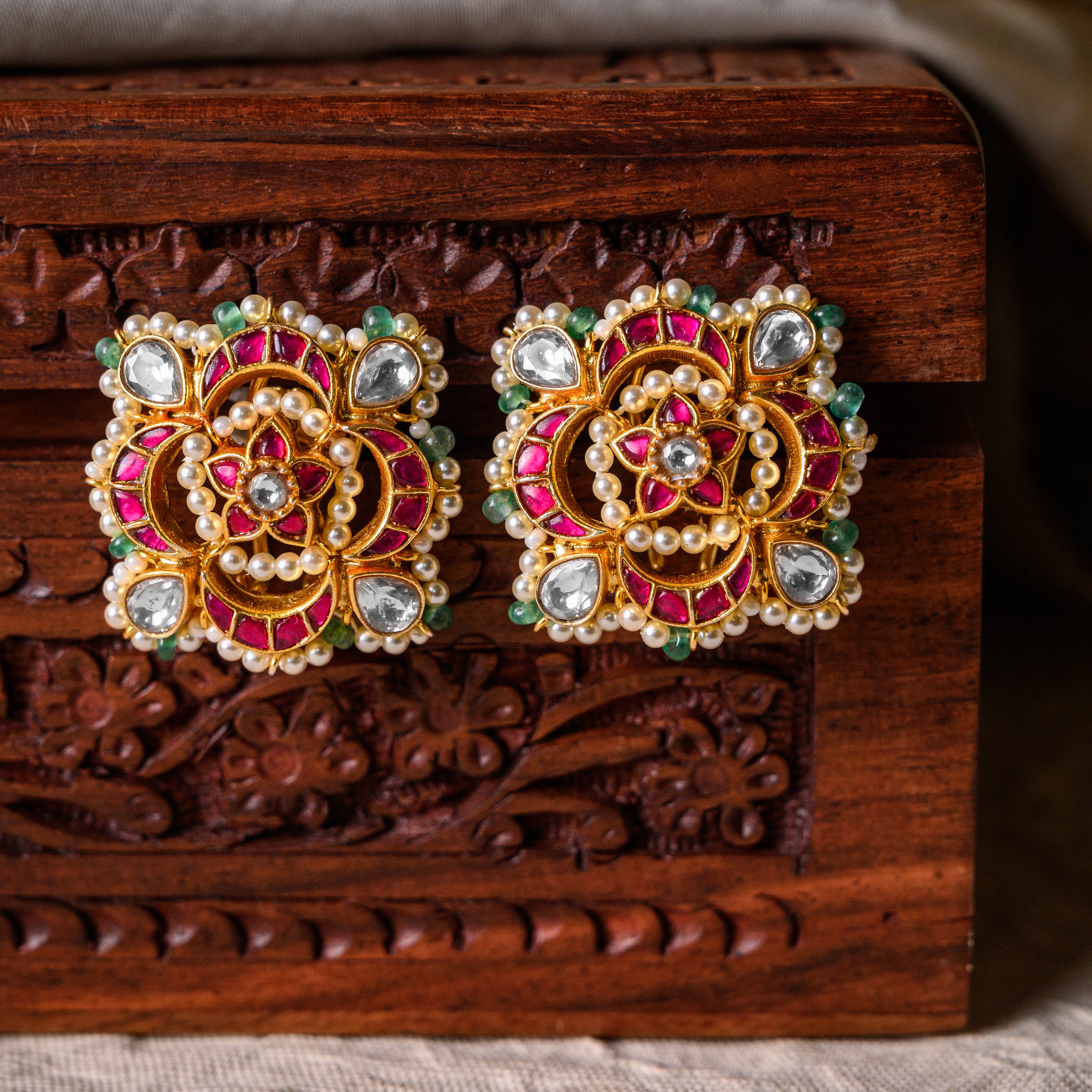 Rashika Kundan Studs