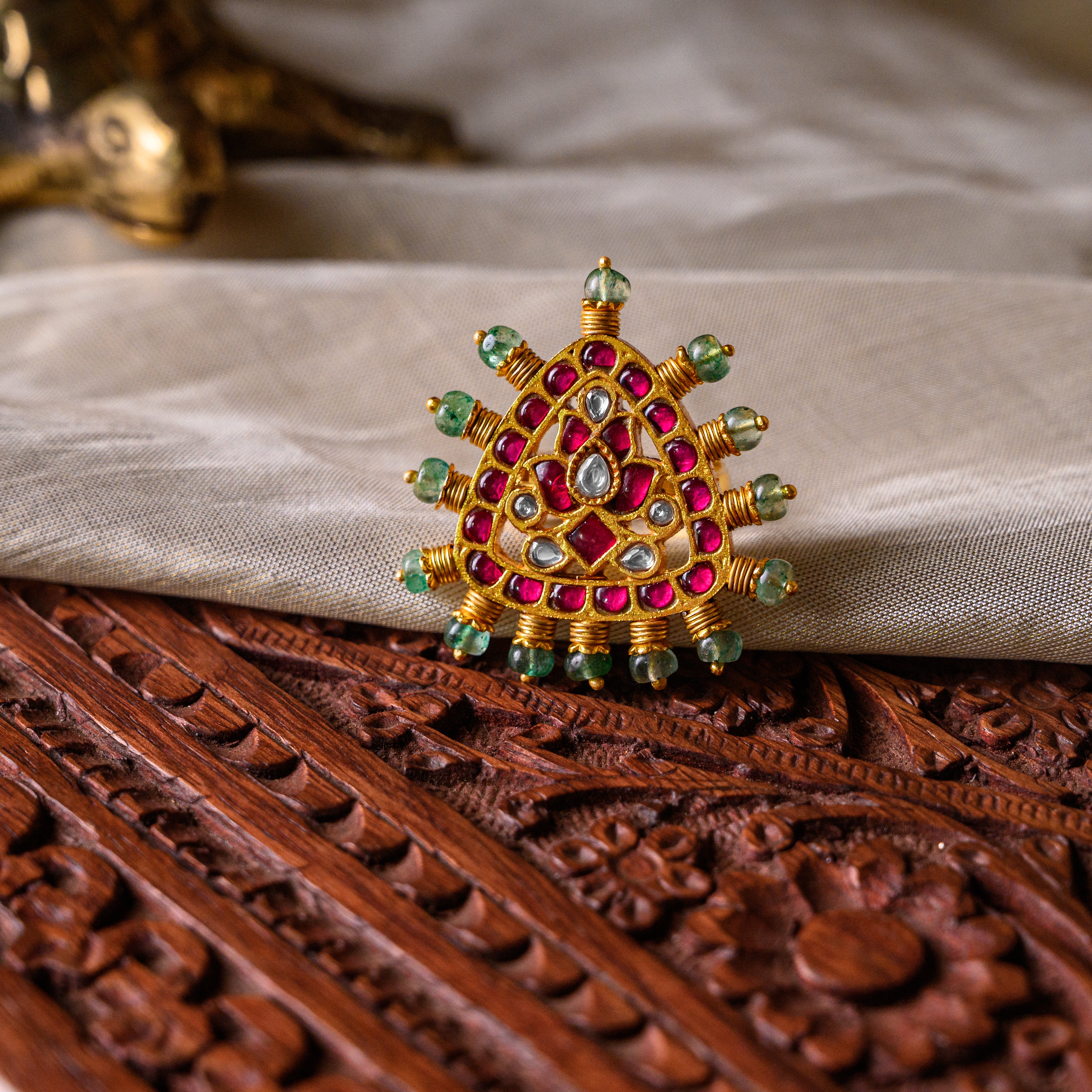 Ratna Kundan Ring