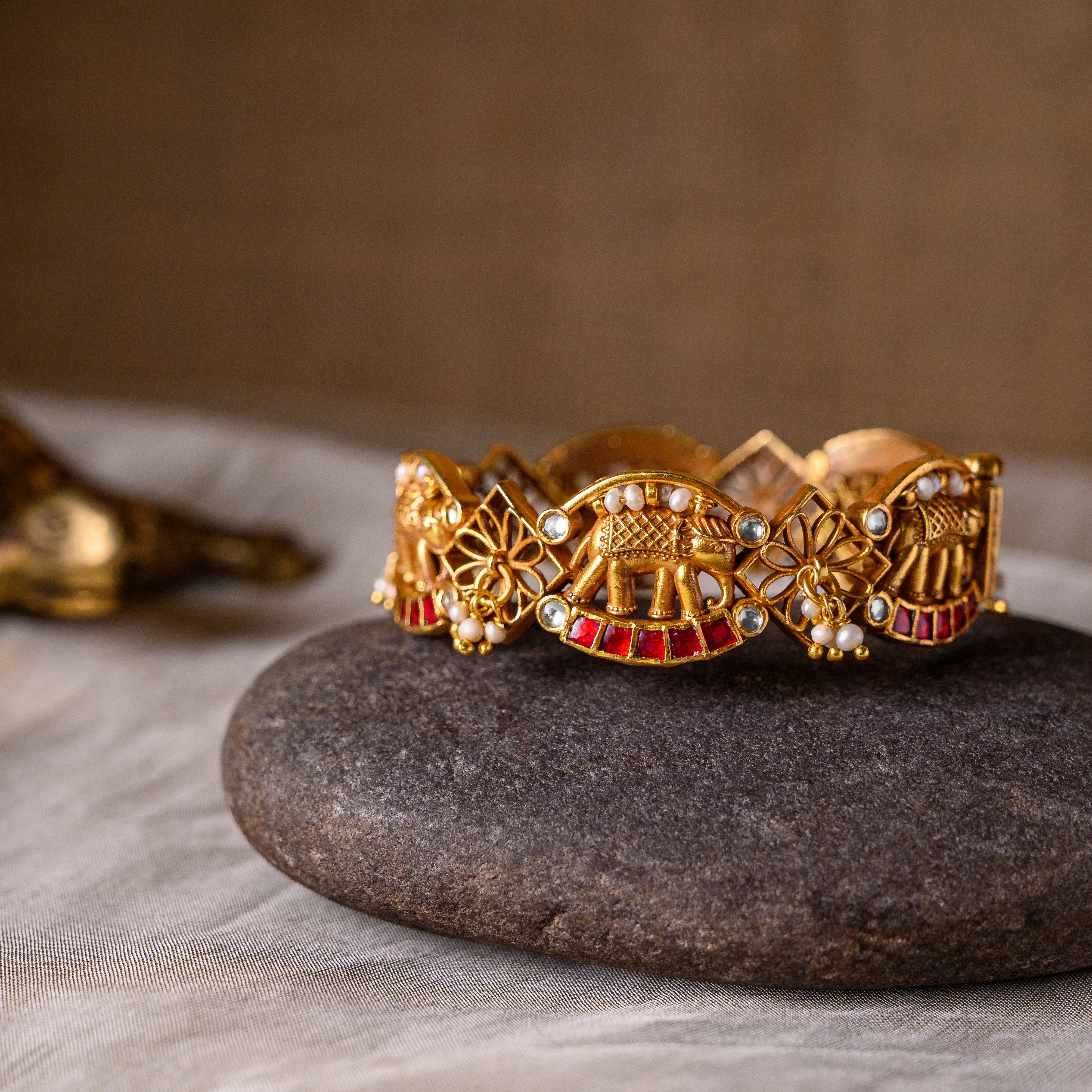 Gajraj Kundan Bangle