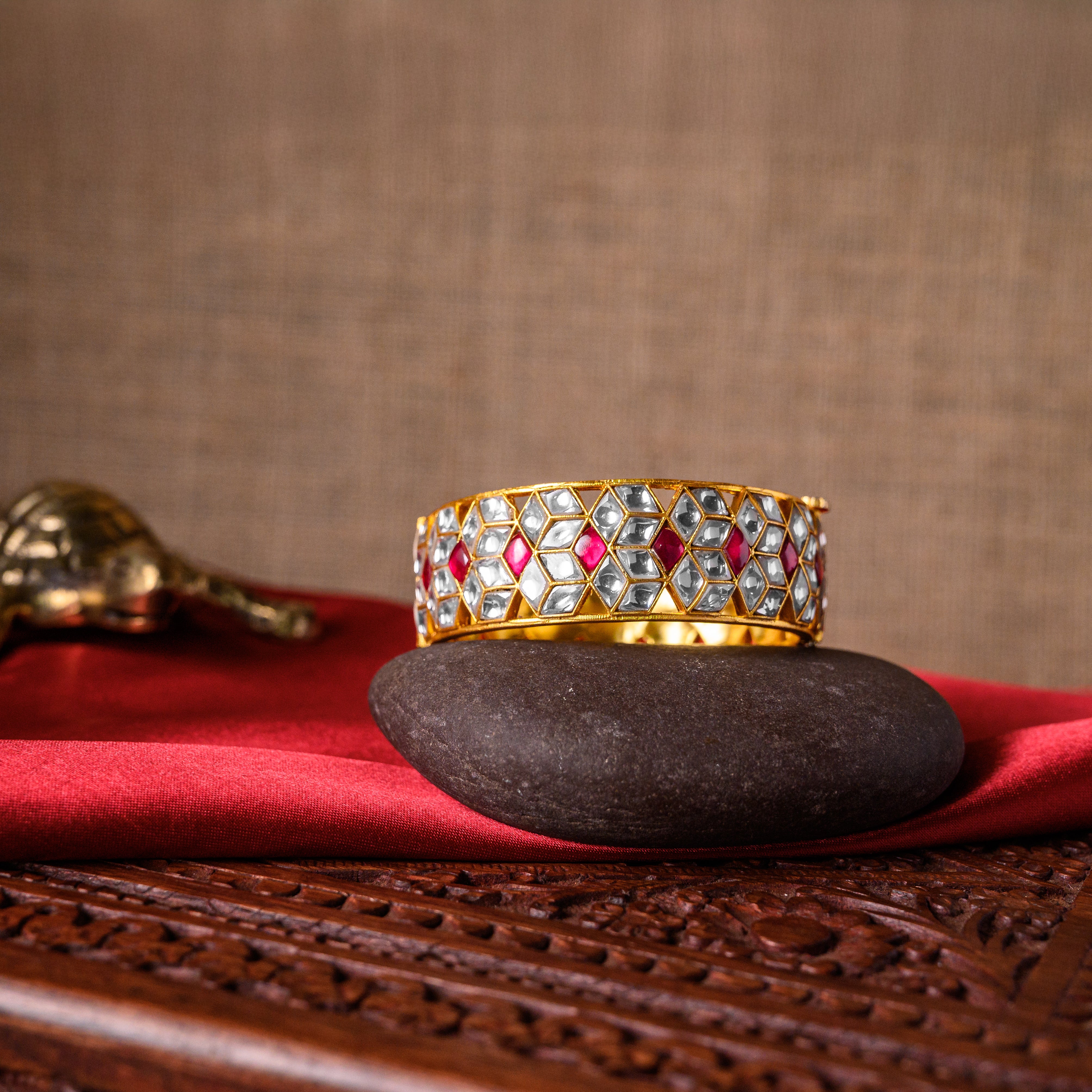 Rati Kundan Bangle