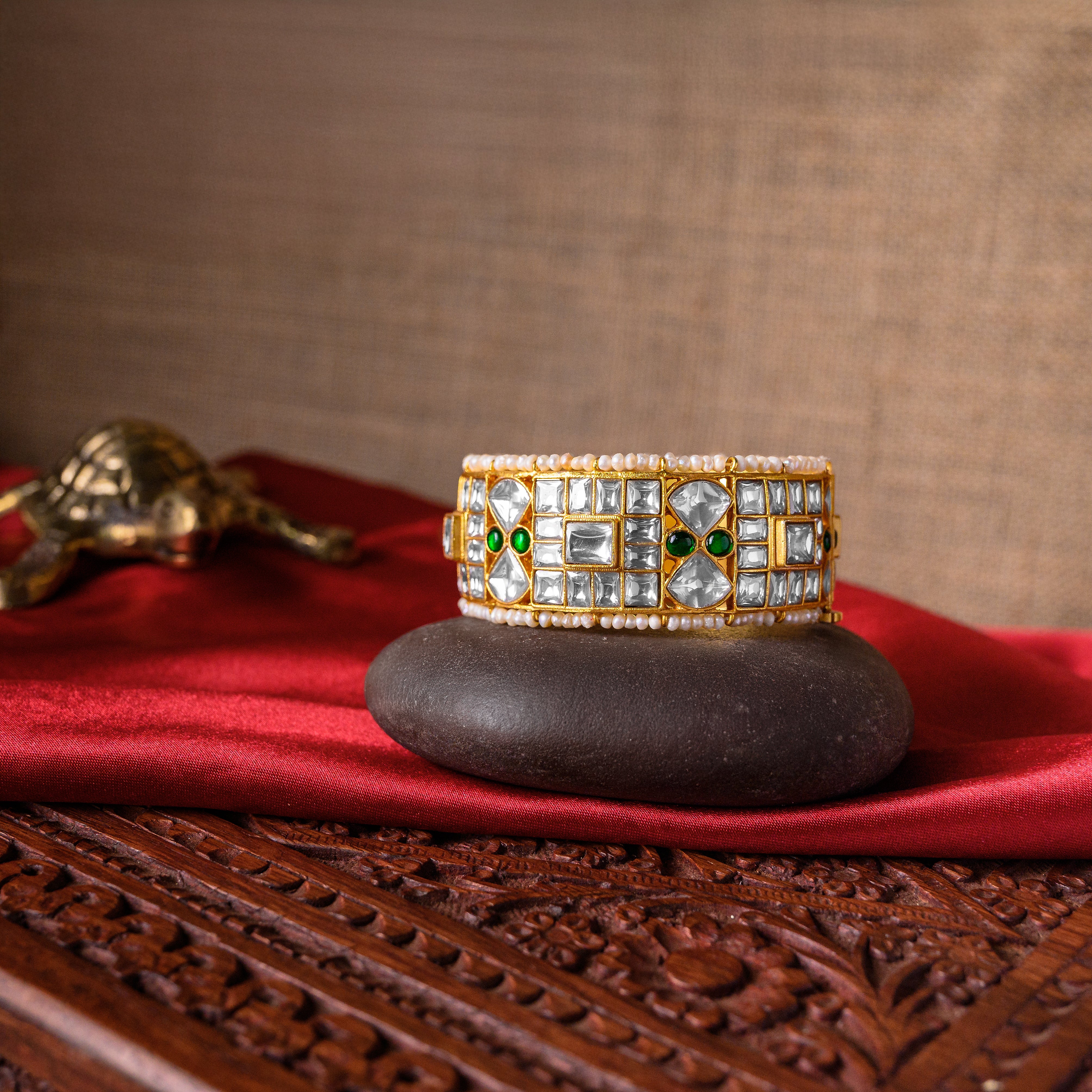 Anvi Kundan Bangle