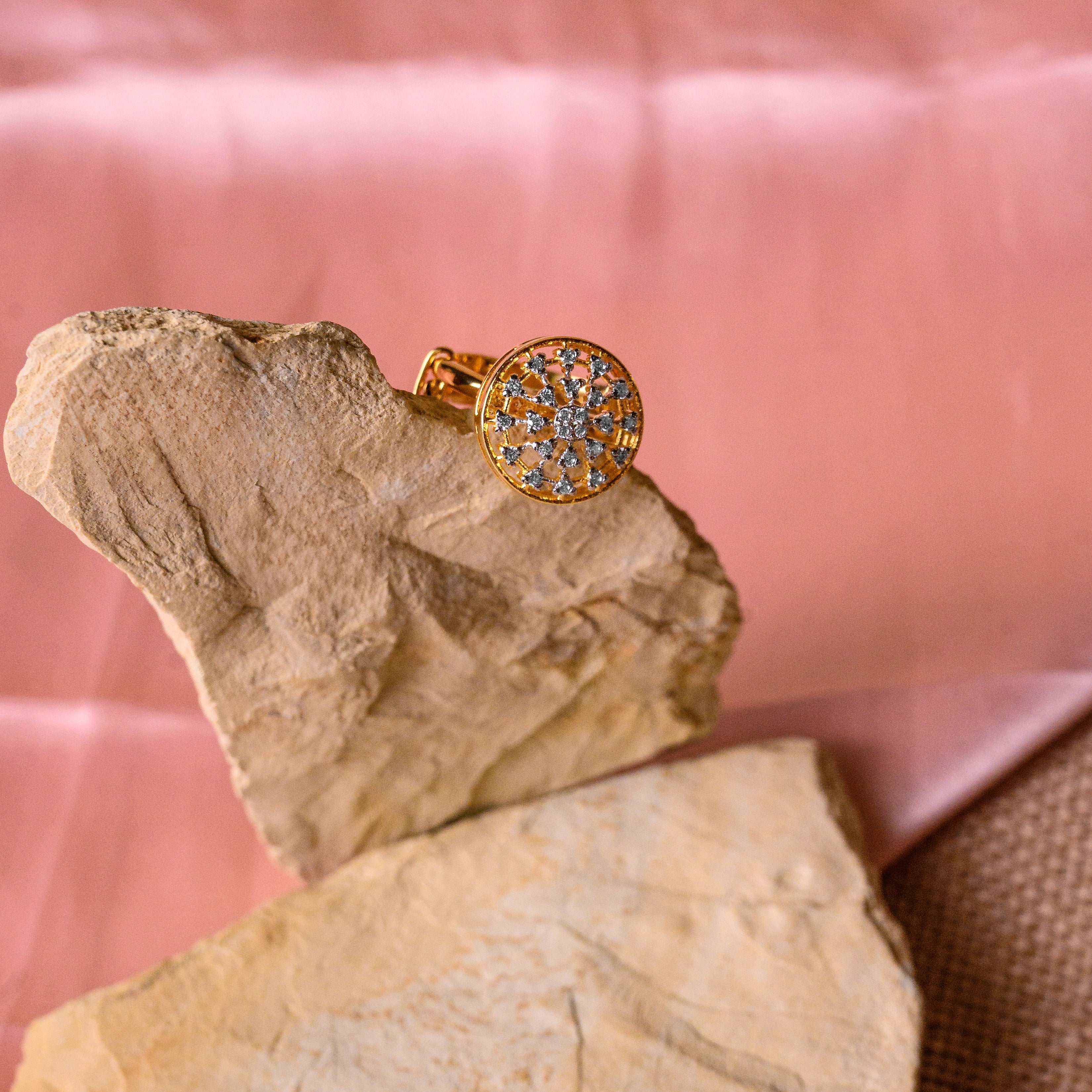 Nova Whisper Ring