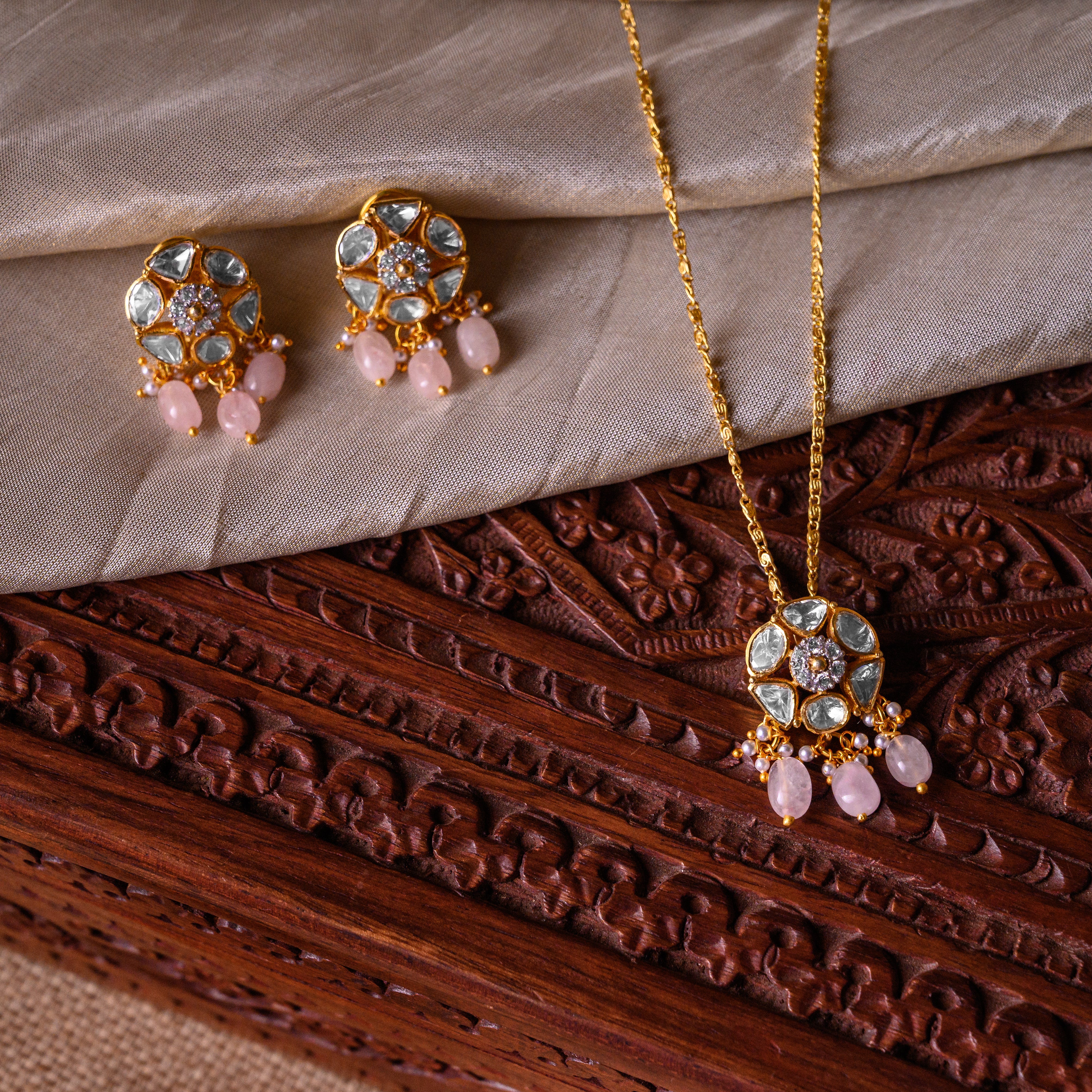 Petal Radiance Polki Pendant Set