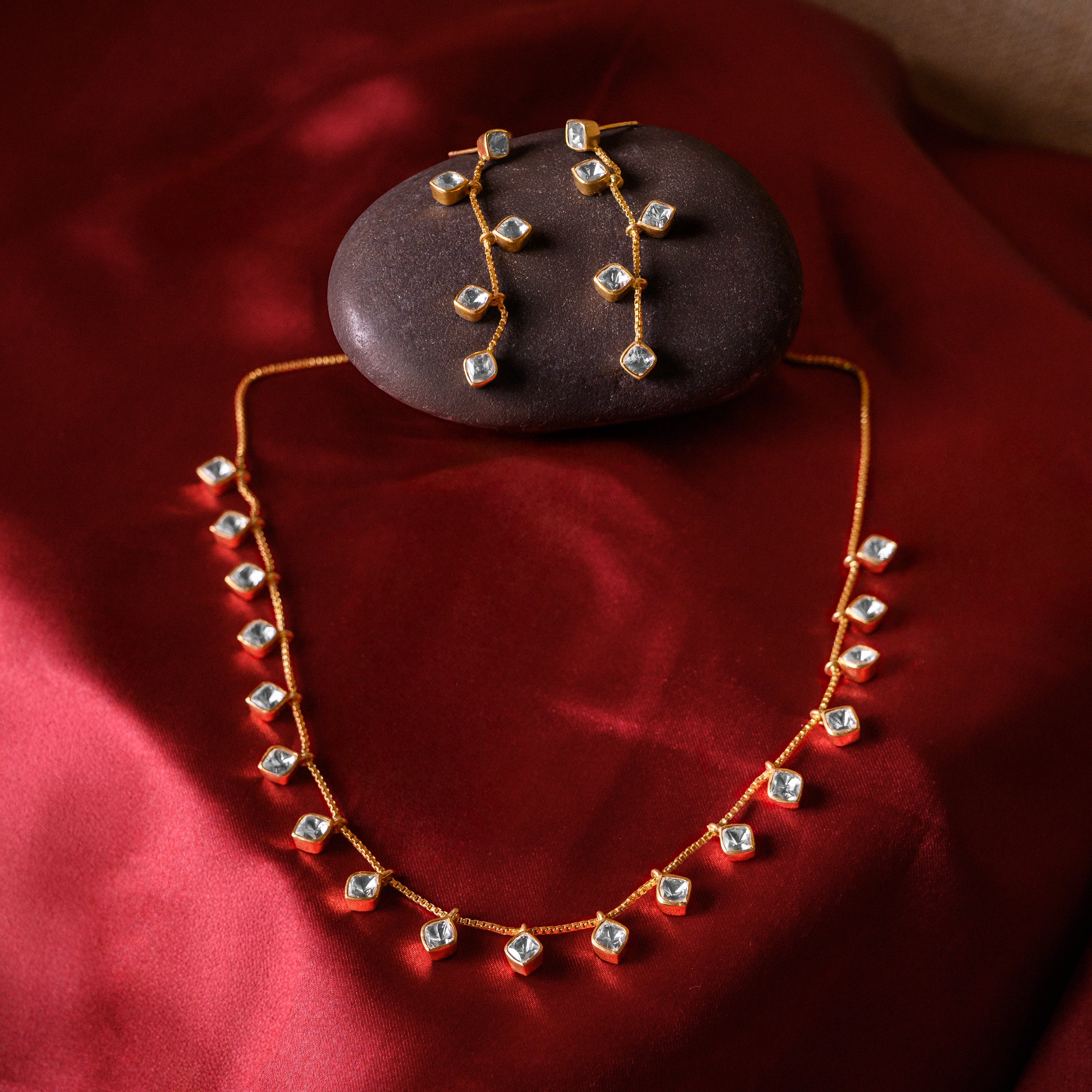Glimmara Polki Necklace Set