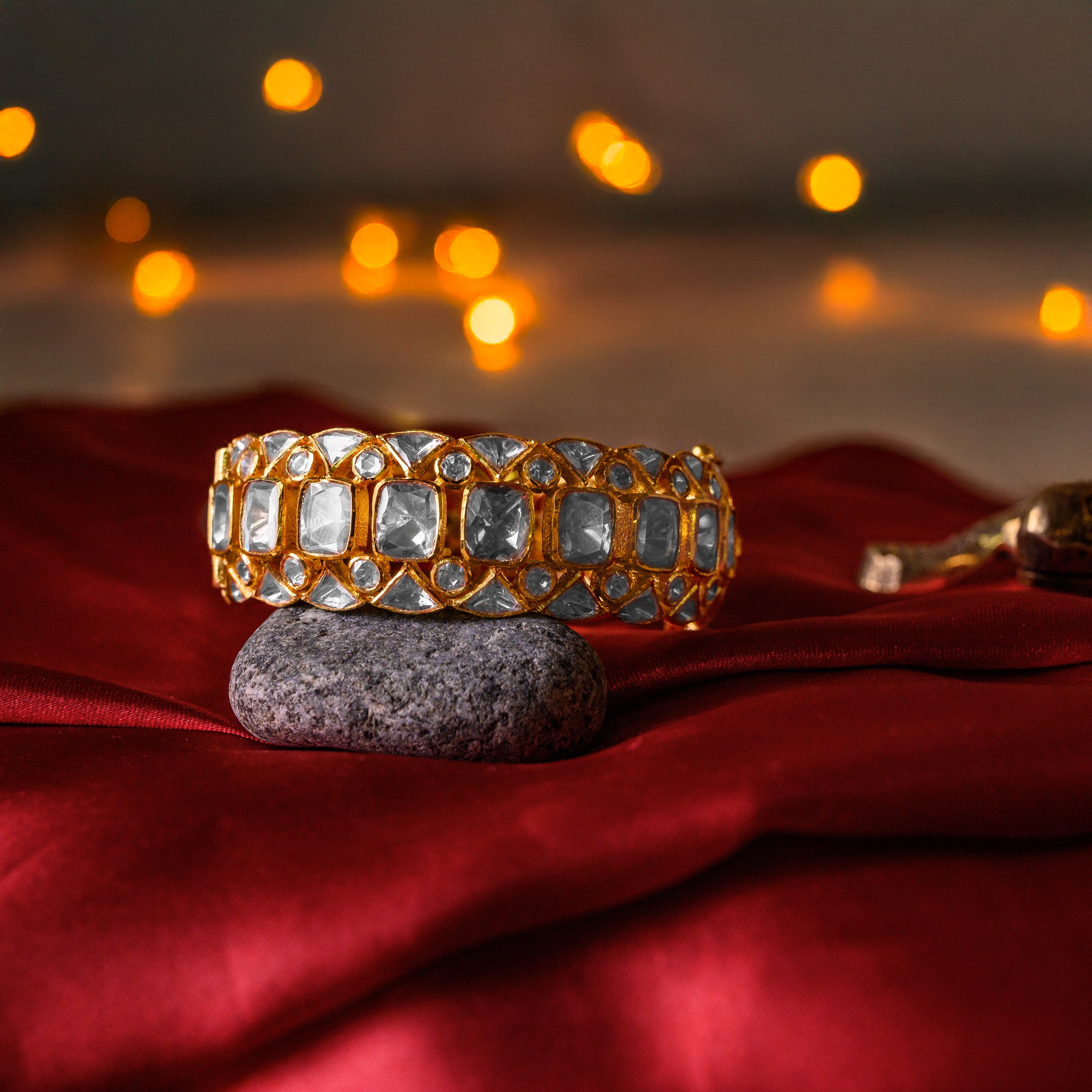 Rajvilaas Polki Bangle