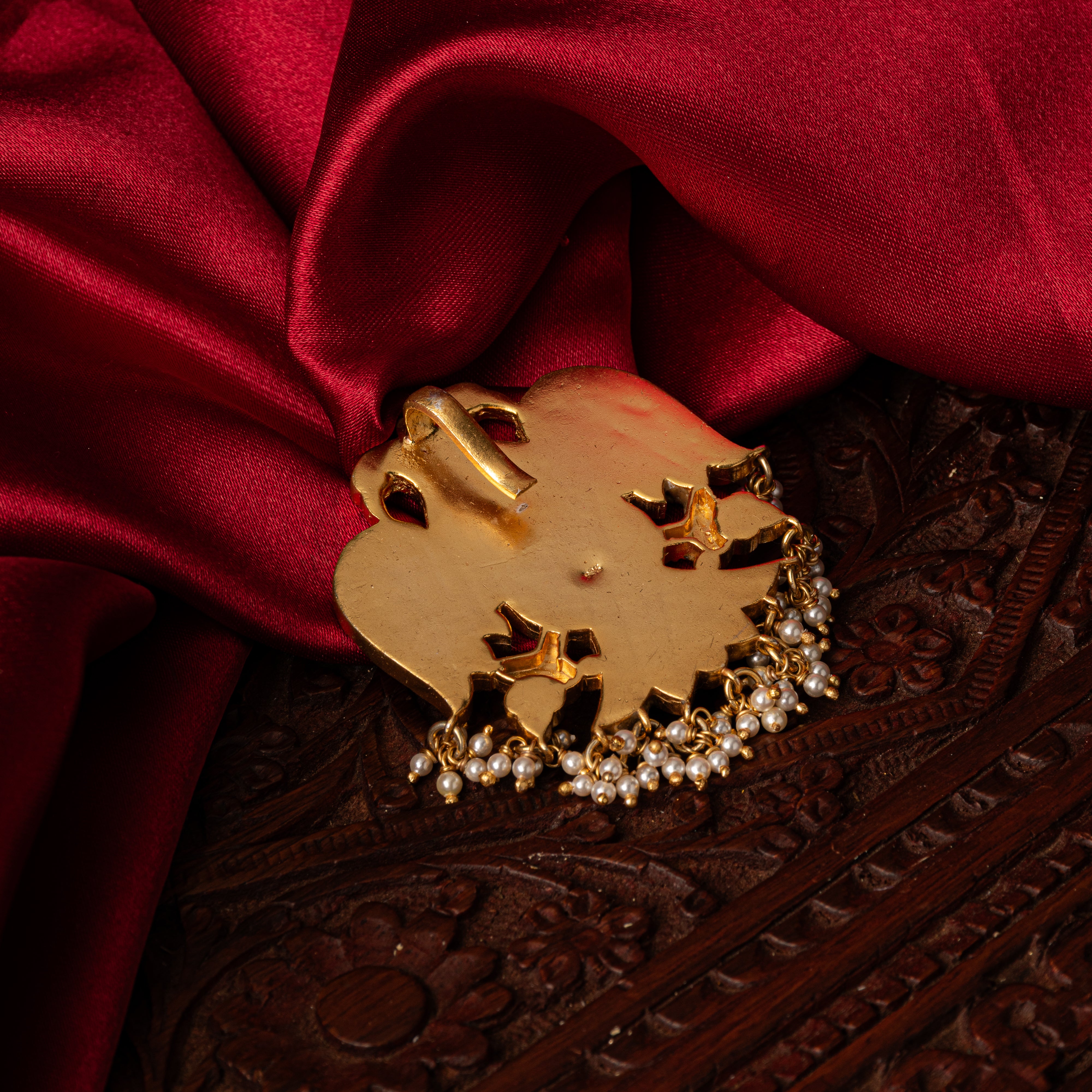 Back view of Suparna Kundan pendant handcrafted in sterling silver