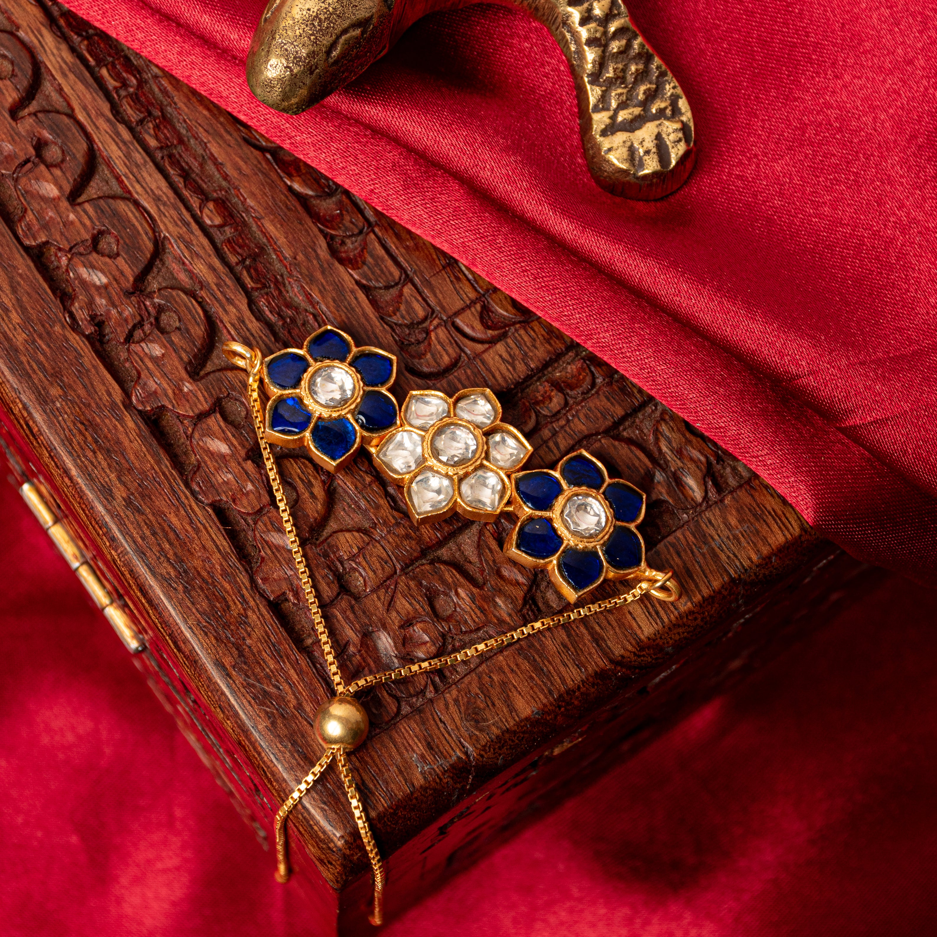 Shweta Kundan Bracelet