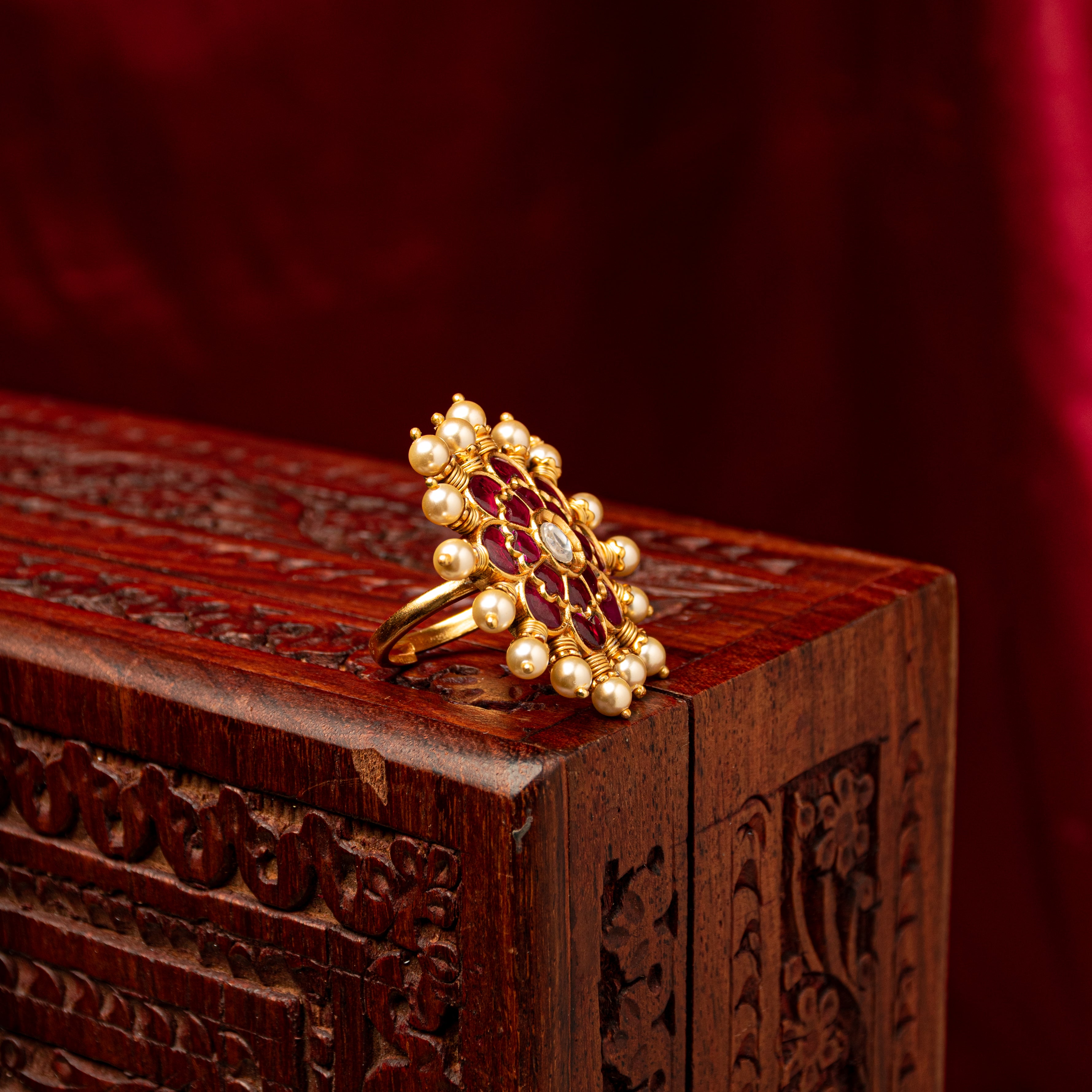 Raktakamal Kundan Ring