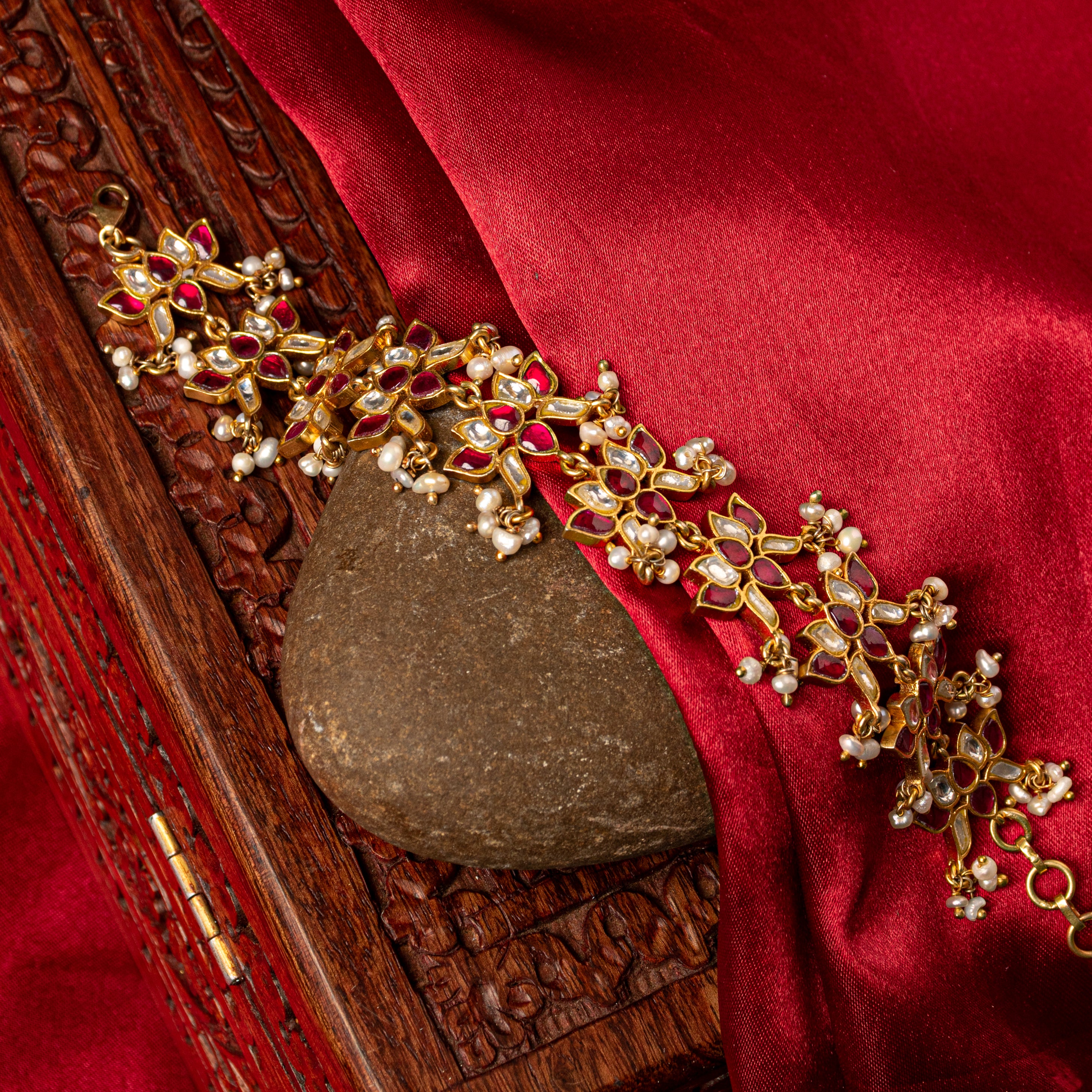 Zahra Kundan Bracelet