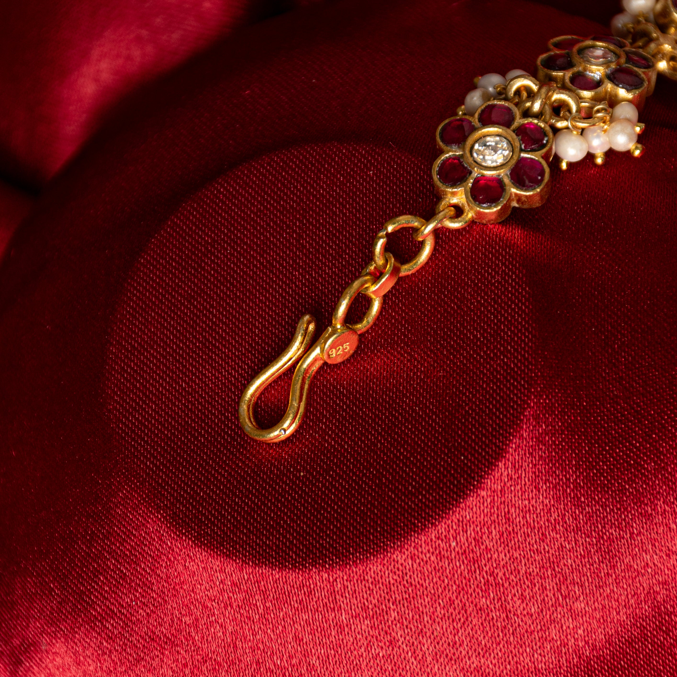 Juhi Kundan Bracelet