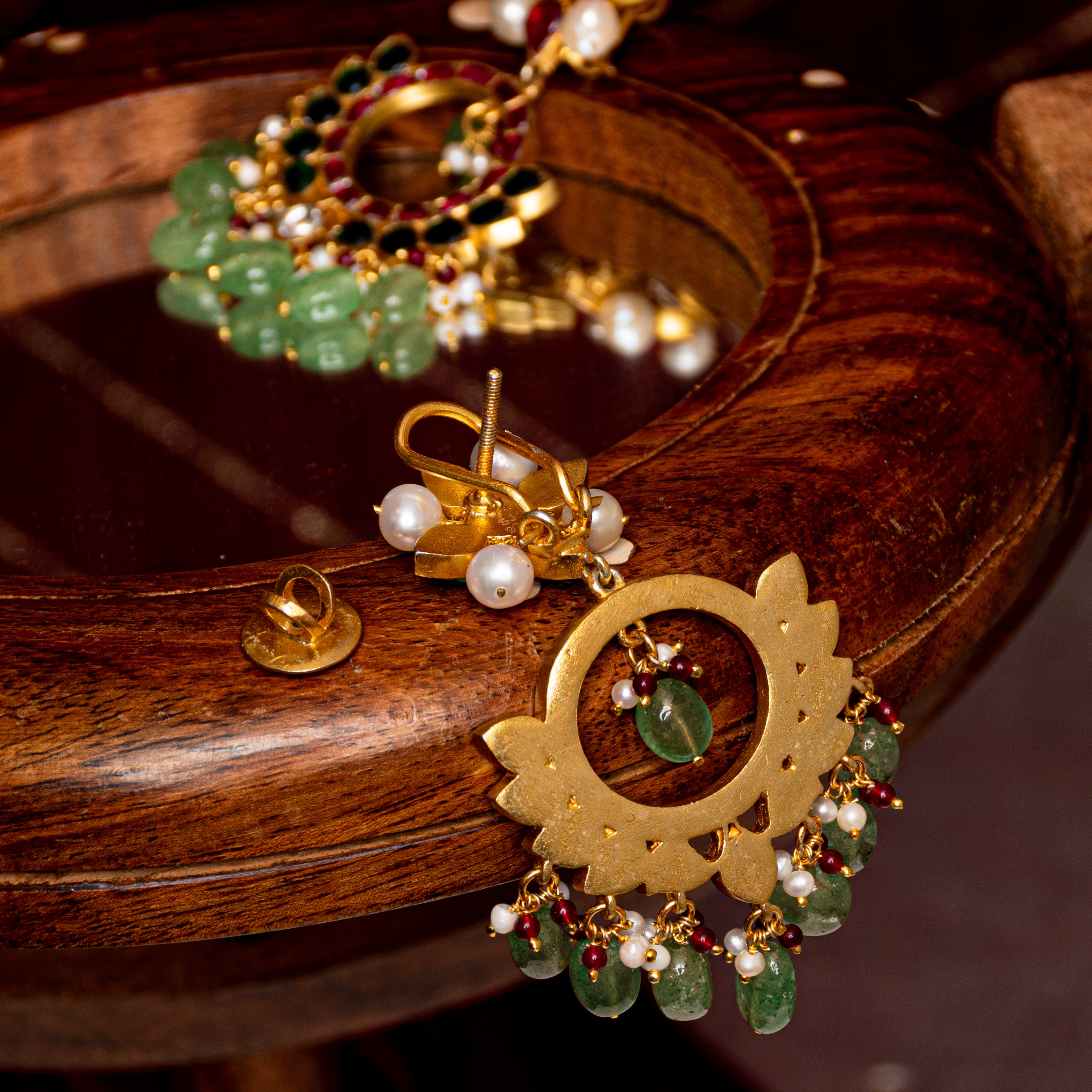 925 silver kundan chand bali earrings with green bead drops detailed view