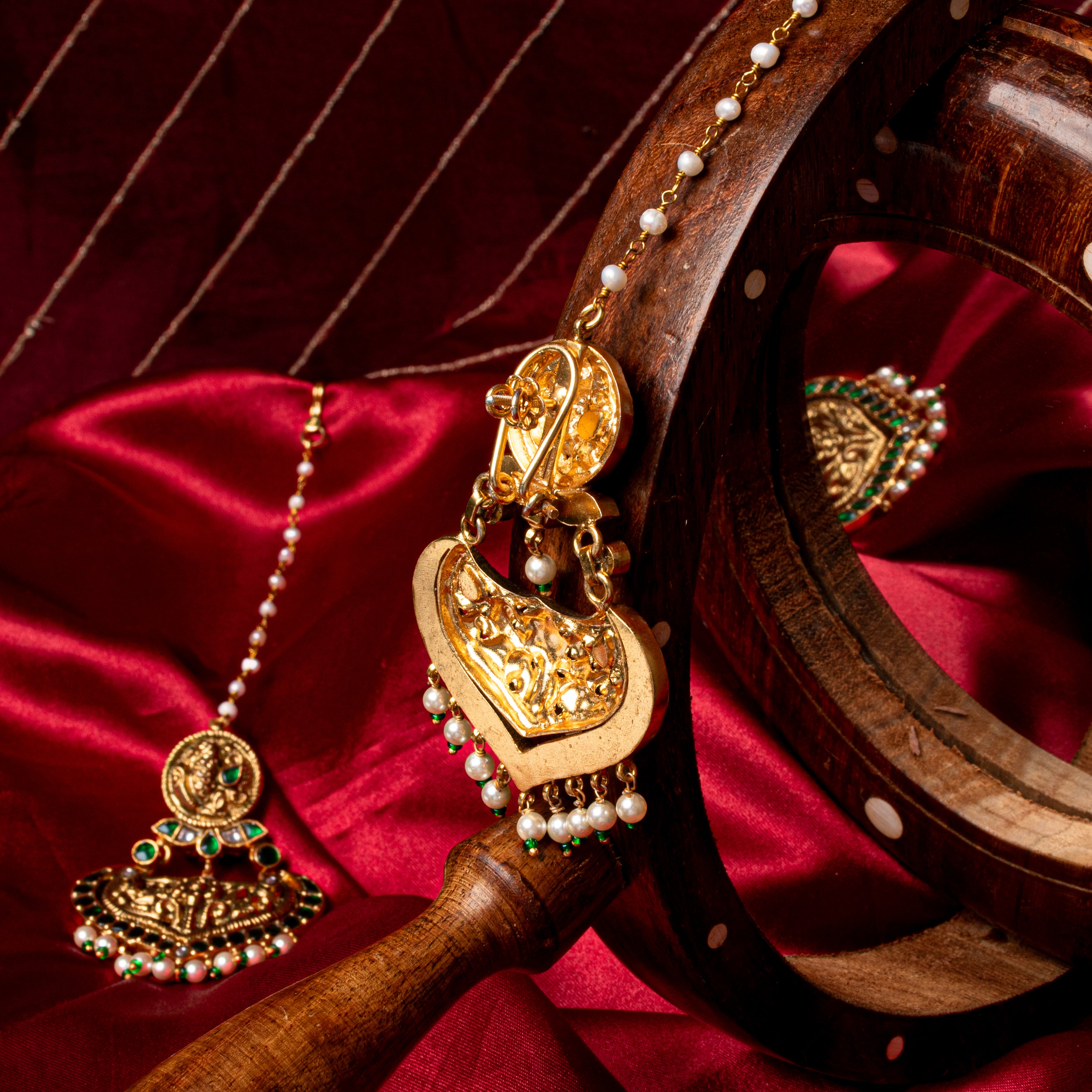 Heer Nakshi Kundan Chand Bali worn showcasing pearl tassel movement