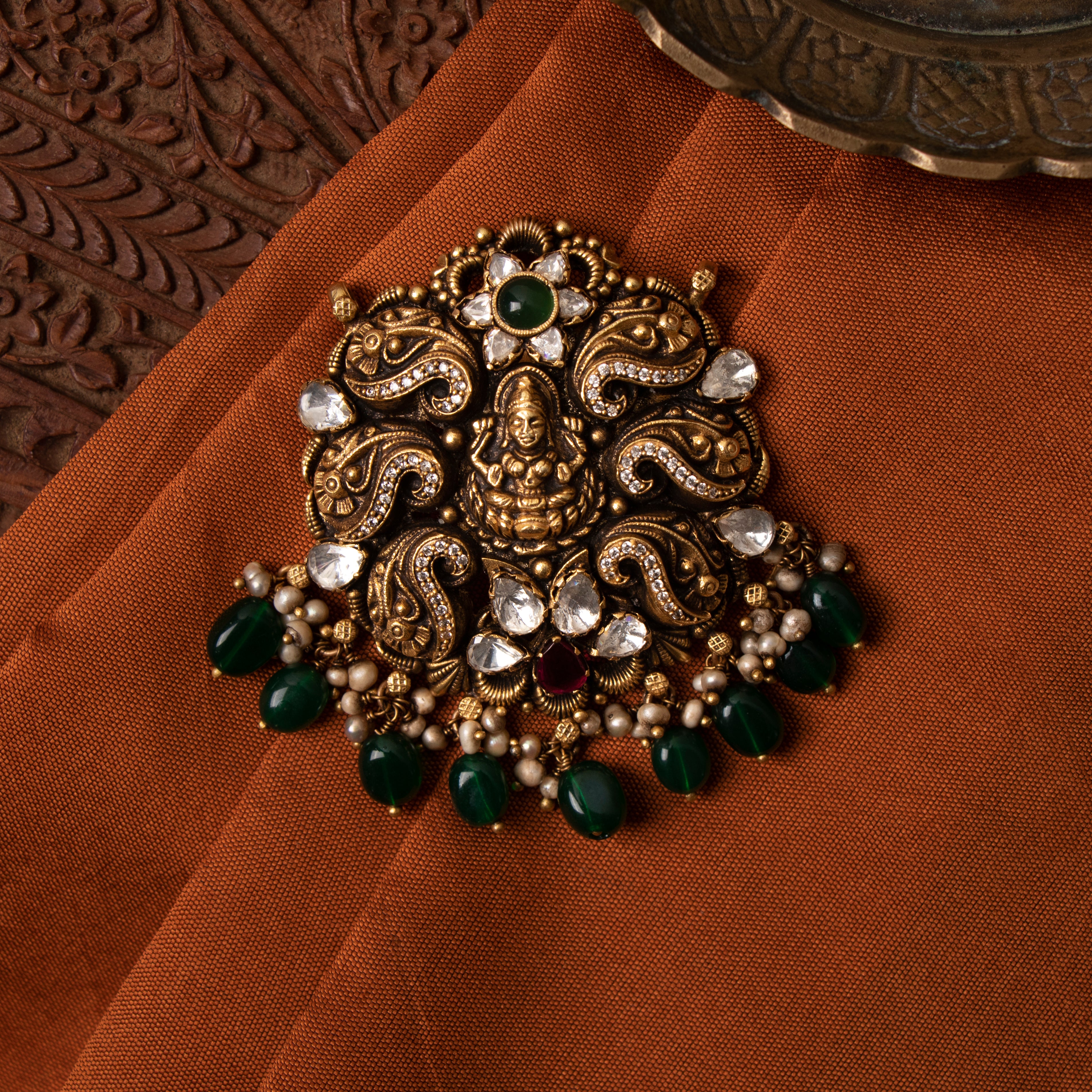 Nyura Nakaas Pendant