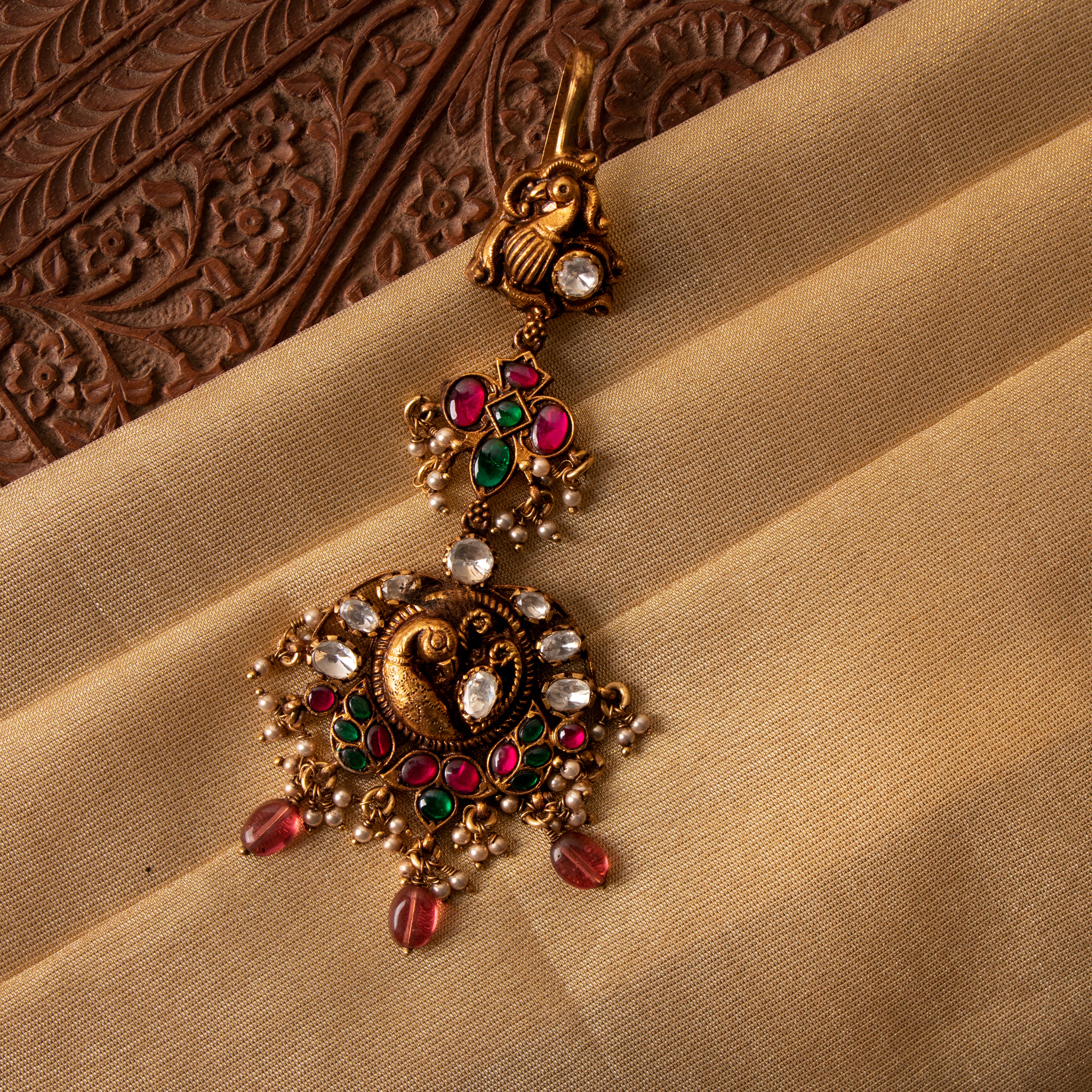 Tritiya Nakaas Maangtika