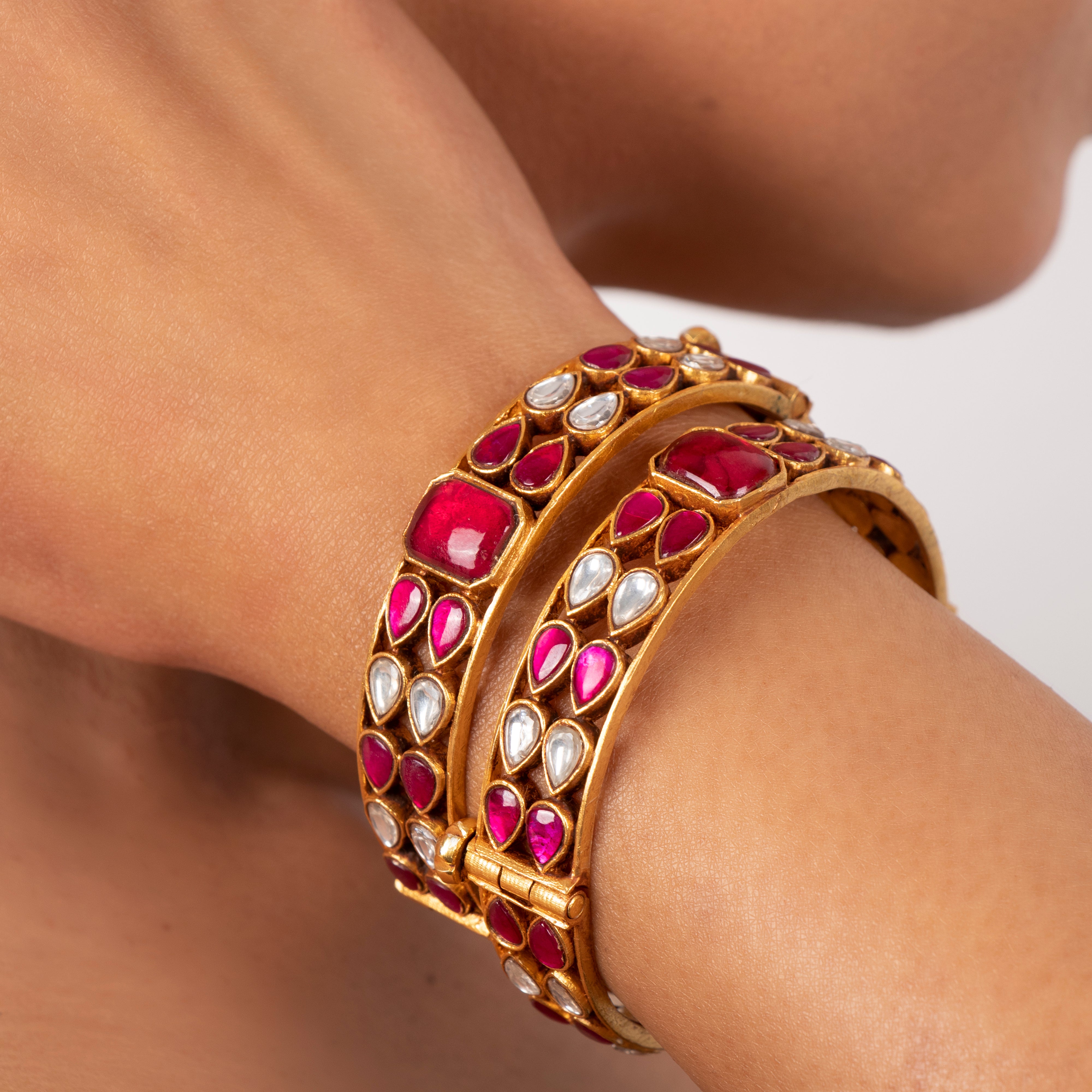 Manikarnika Bangle (Single piece)