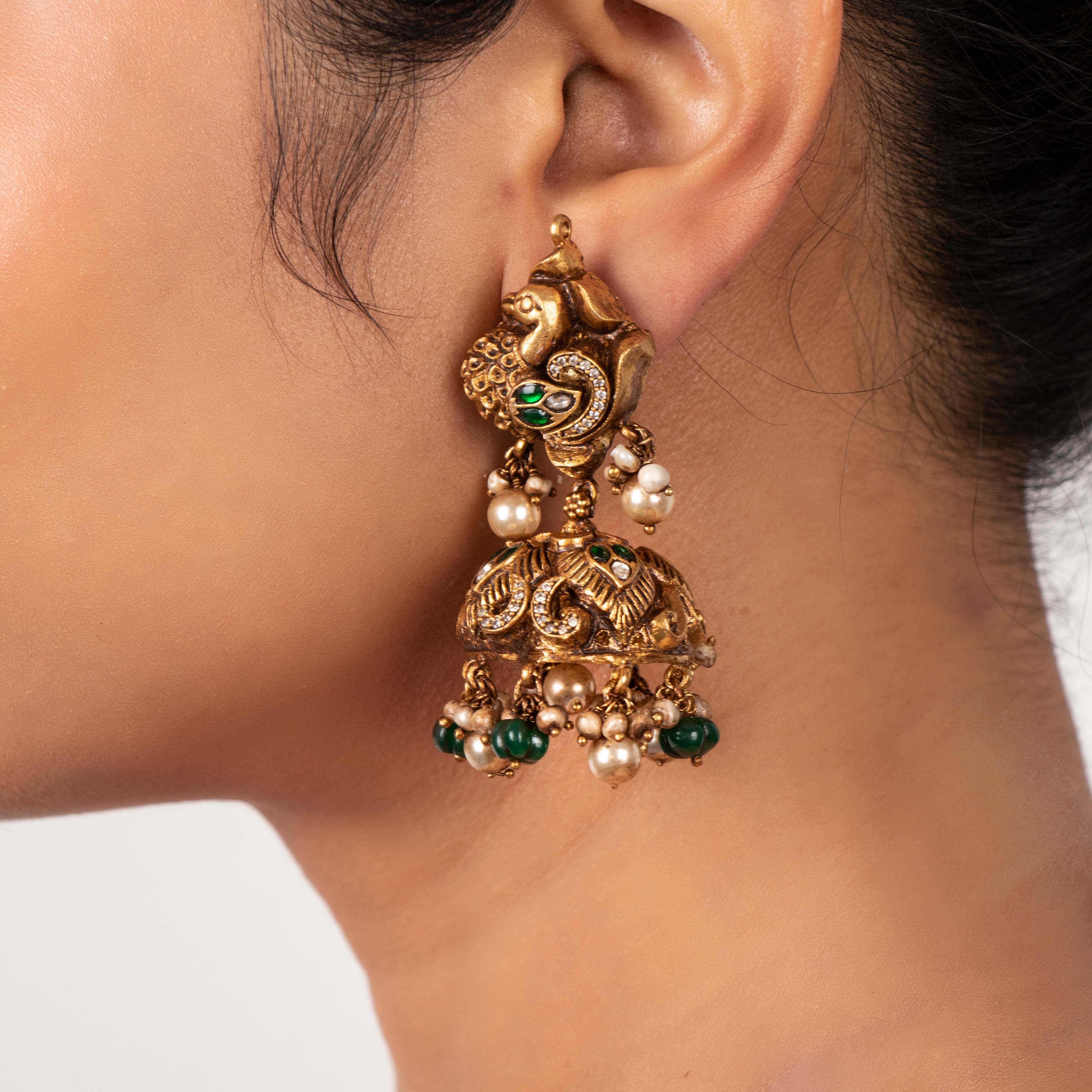 Niyati Nakaas Jhumka