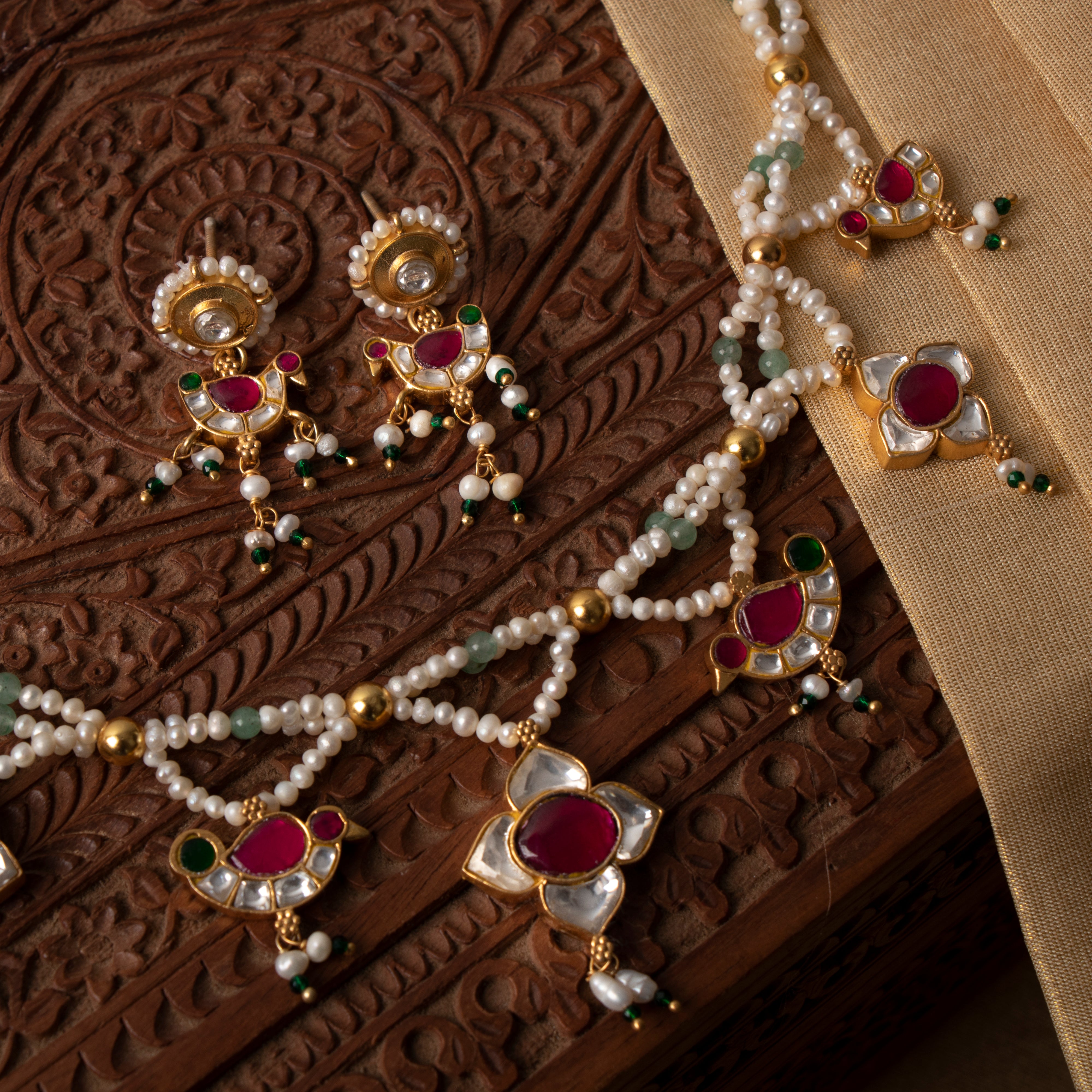 Aisha Kundan Necklace