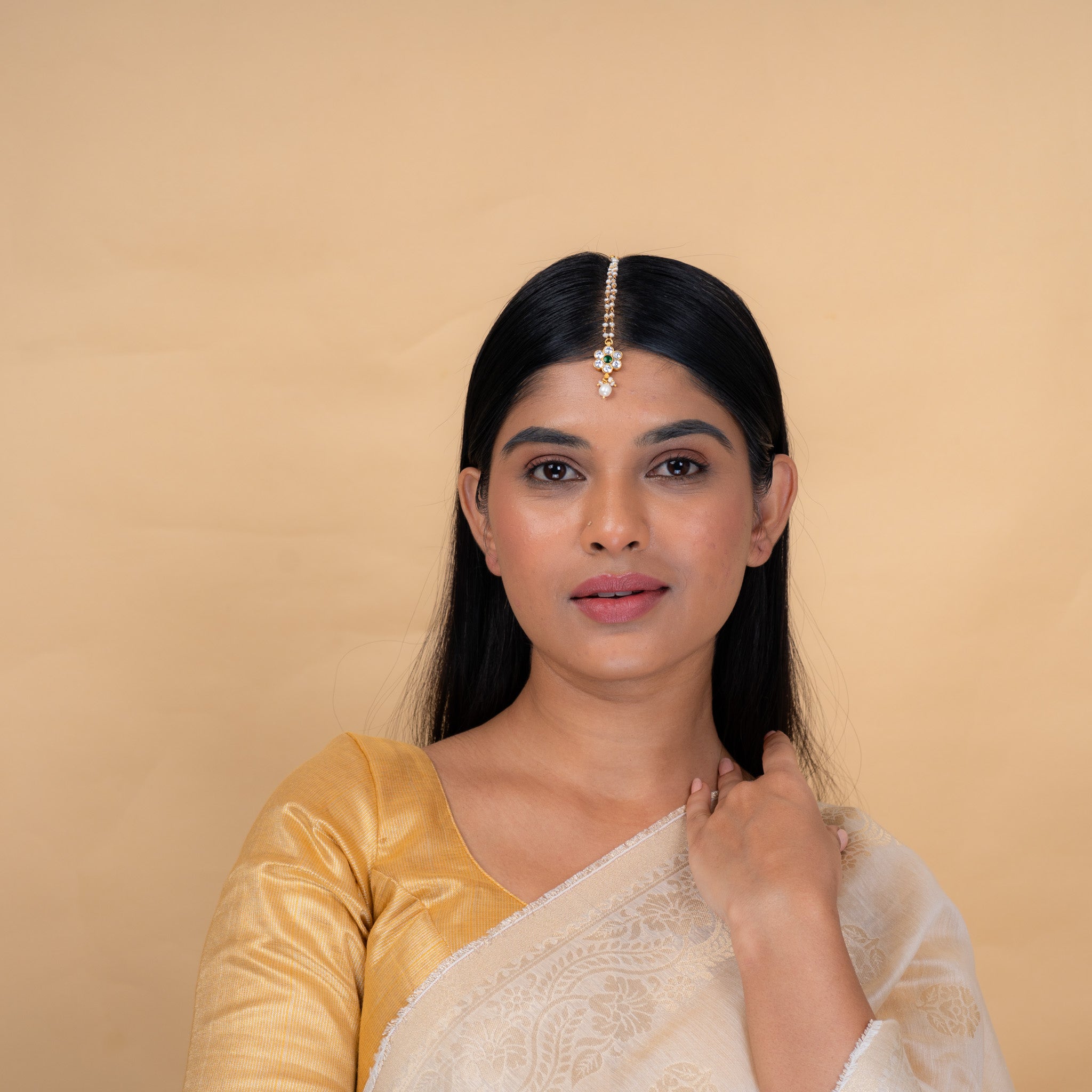 Mahnoor Kundan Mangtika