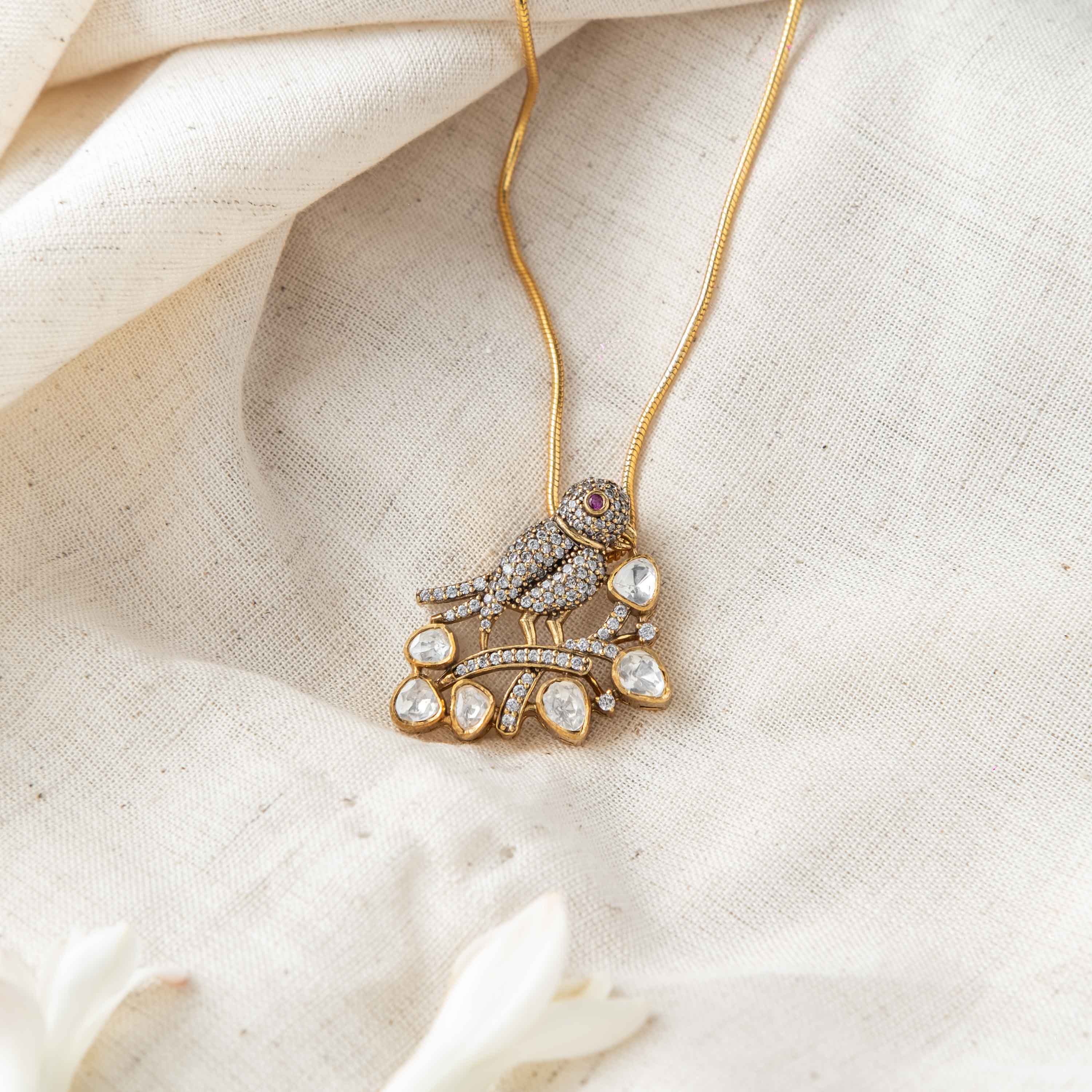 Afsana Victorian
Pendant
