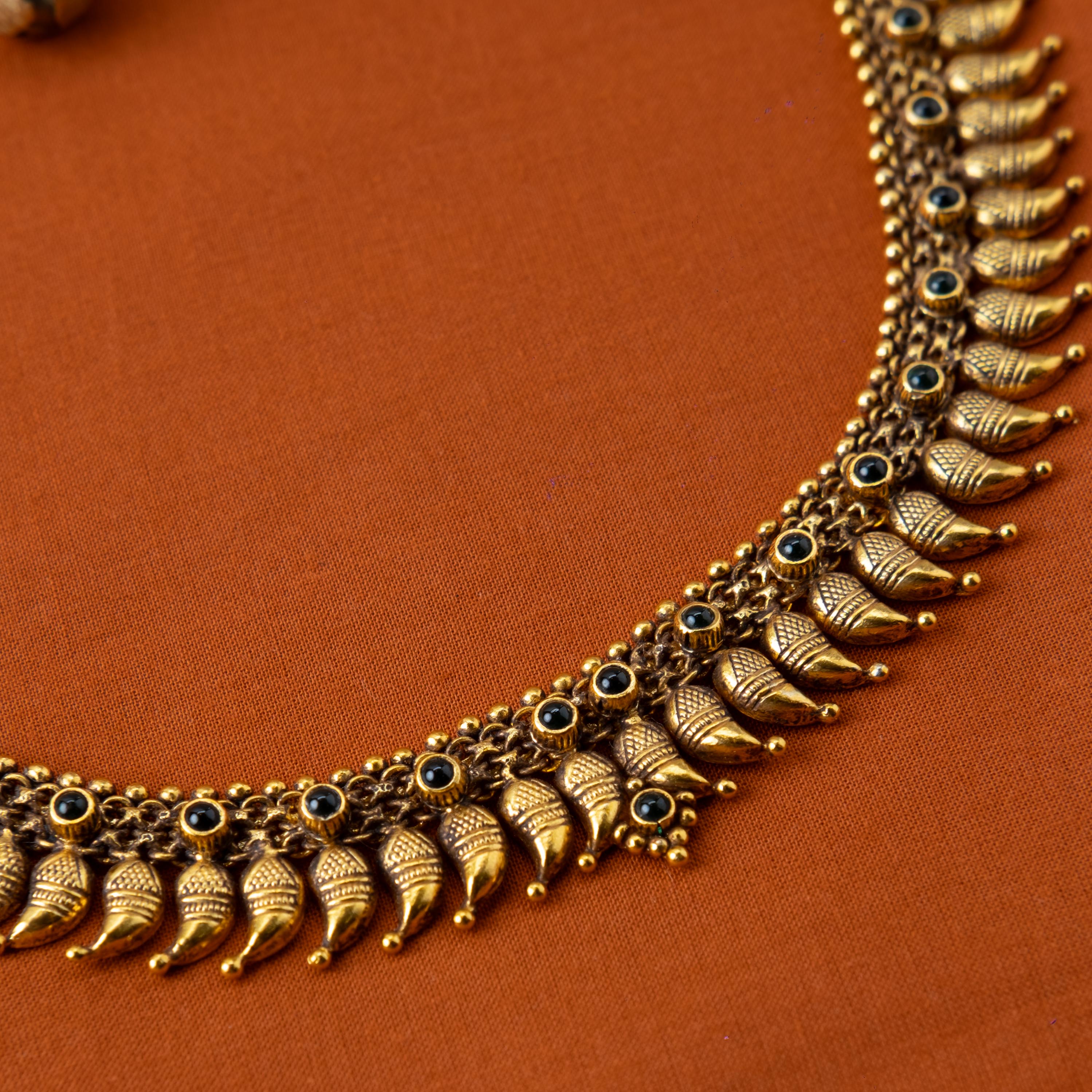 Manjari Nakaas Necklace