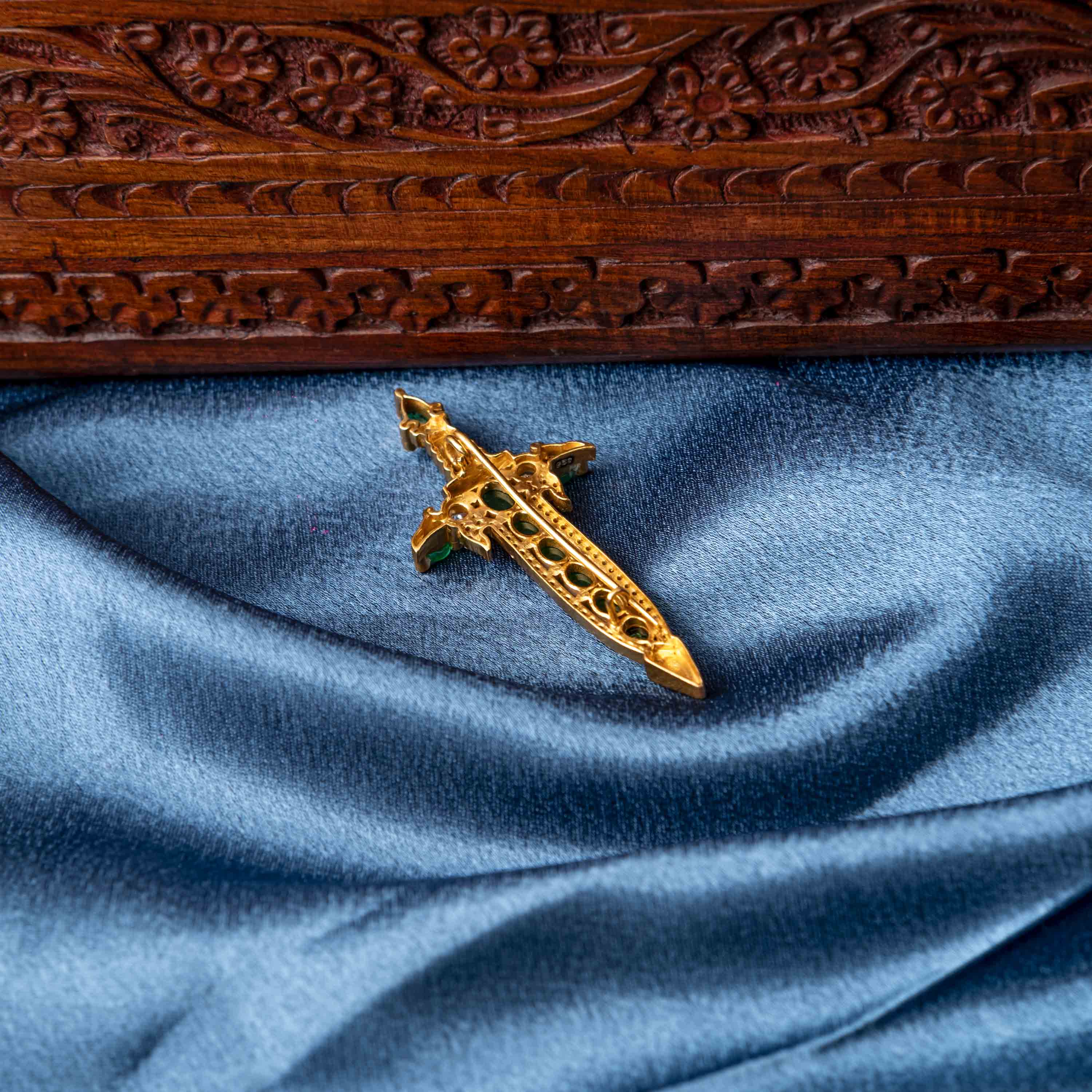Raj Tilak Polki Brooch