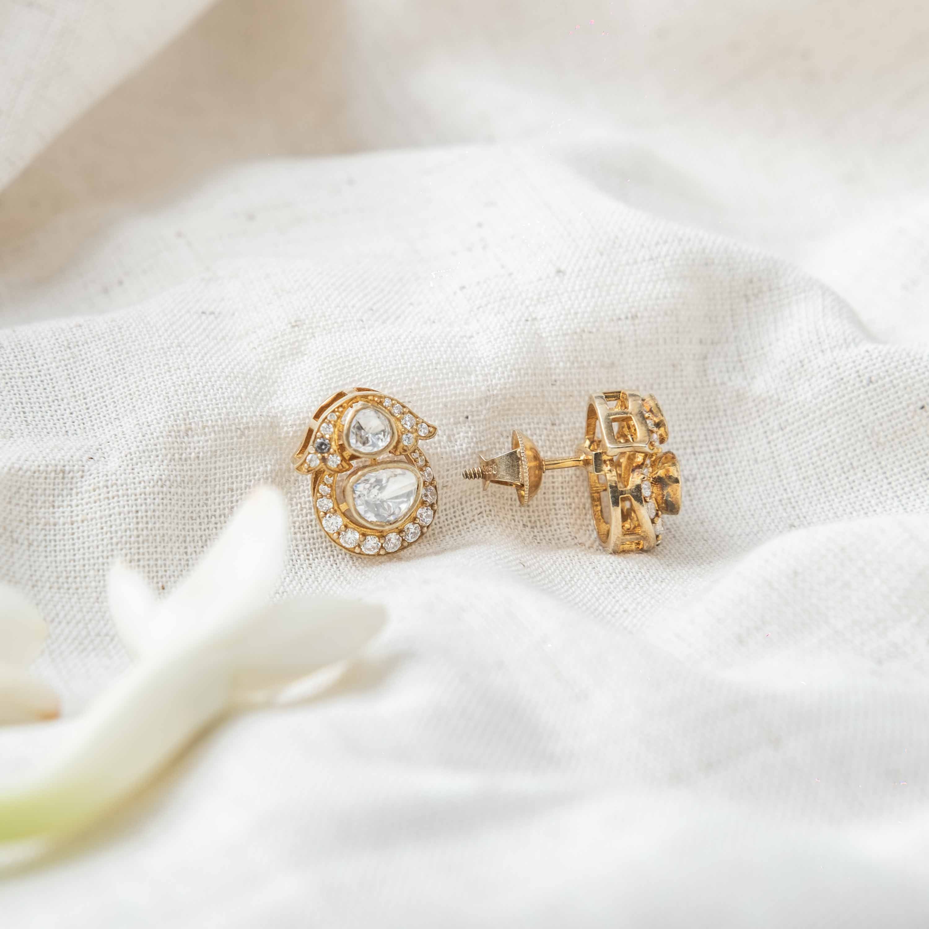 Reyanshi Victorian Studs