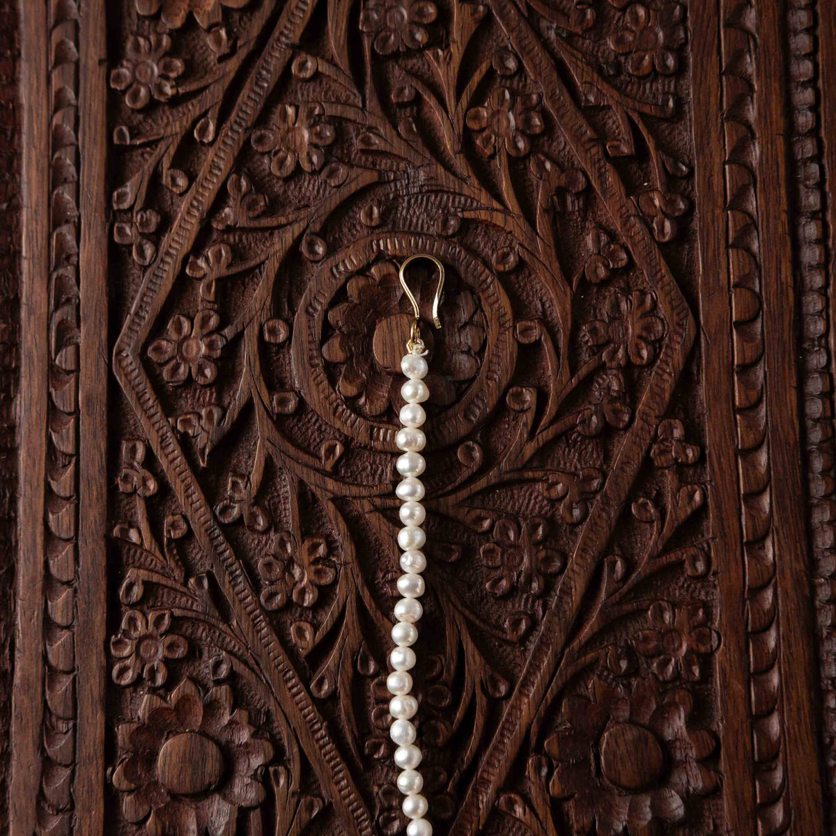 Fish hook and pearl chain above the round polki maangtika in Victorian finish 925 silver