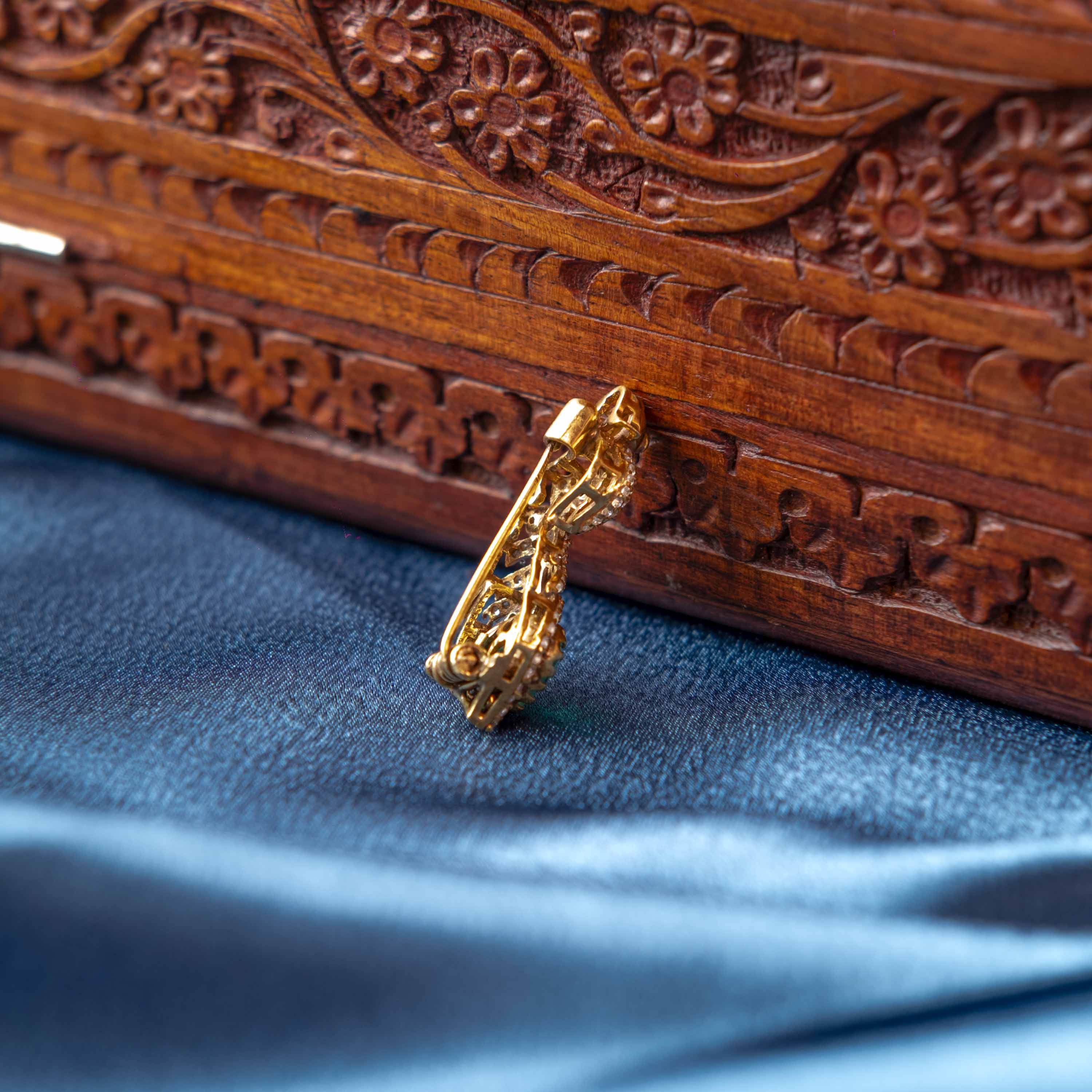 Mehrab Victorian Brooch