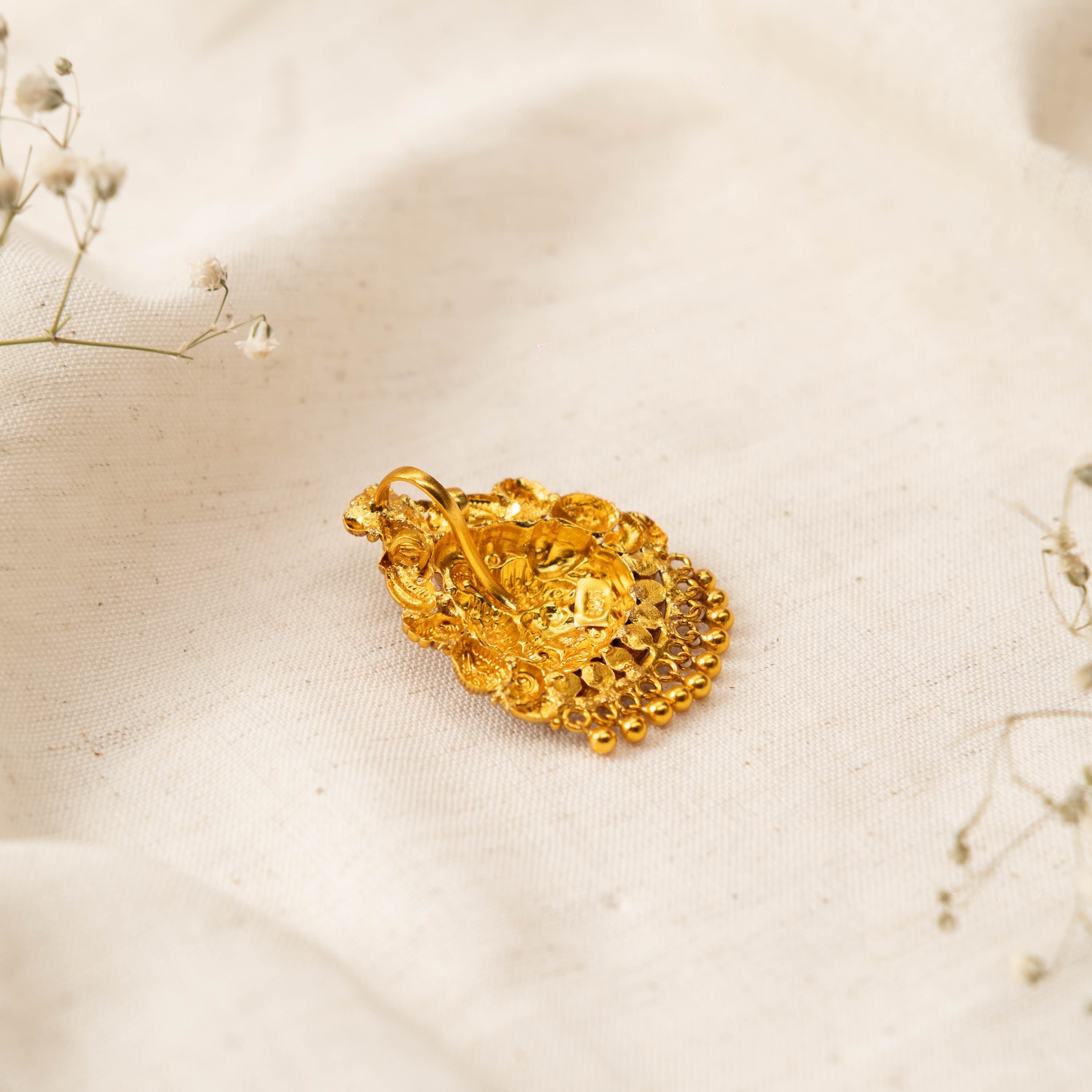 Padmavati Nakaas Pendant