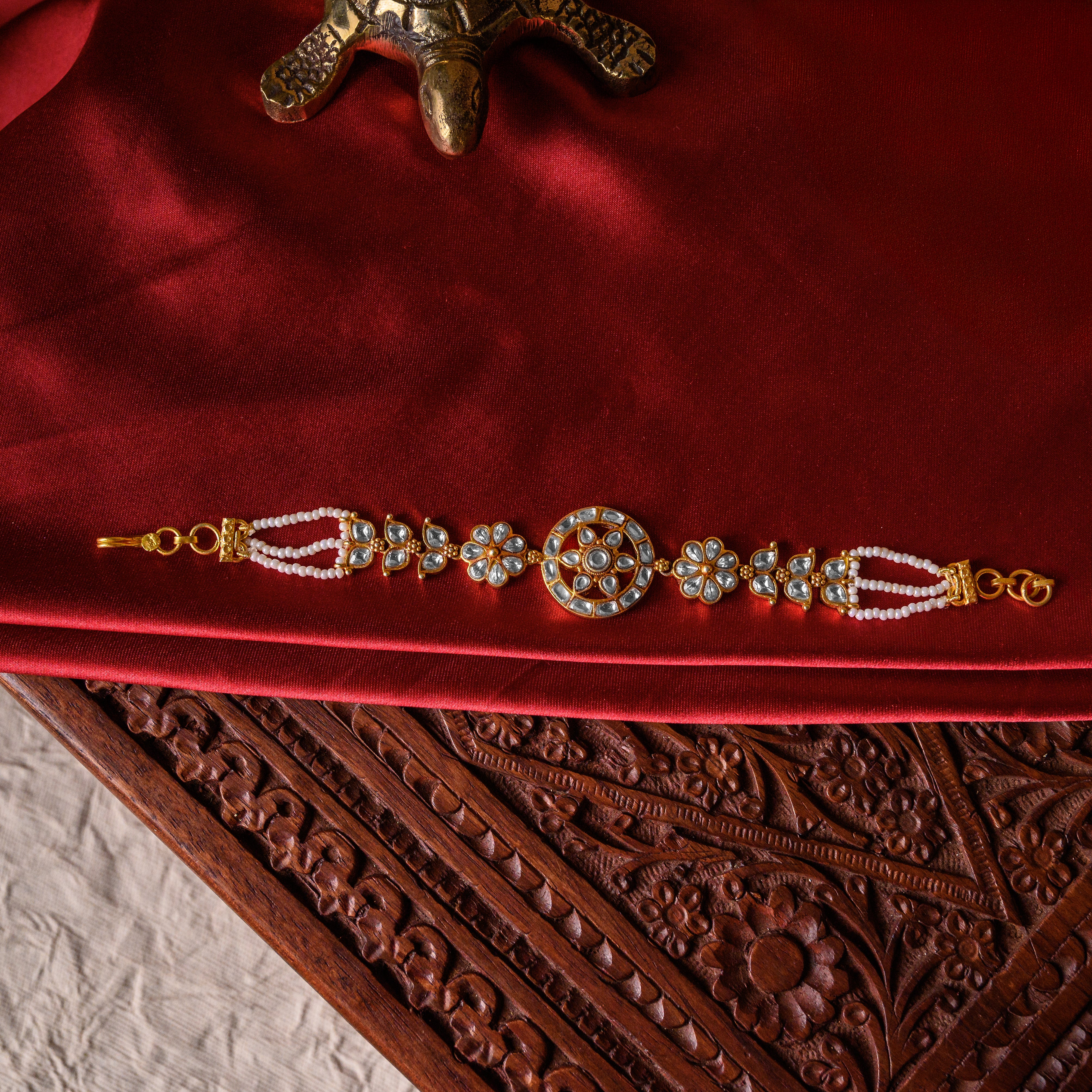 Roshini Kundan Bracelet