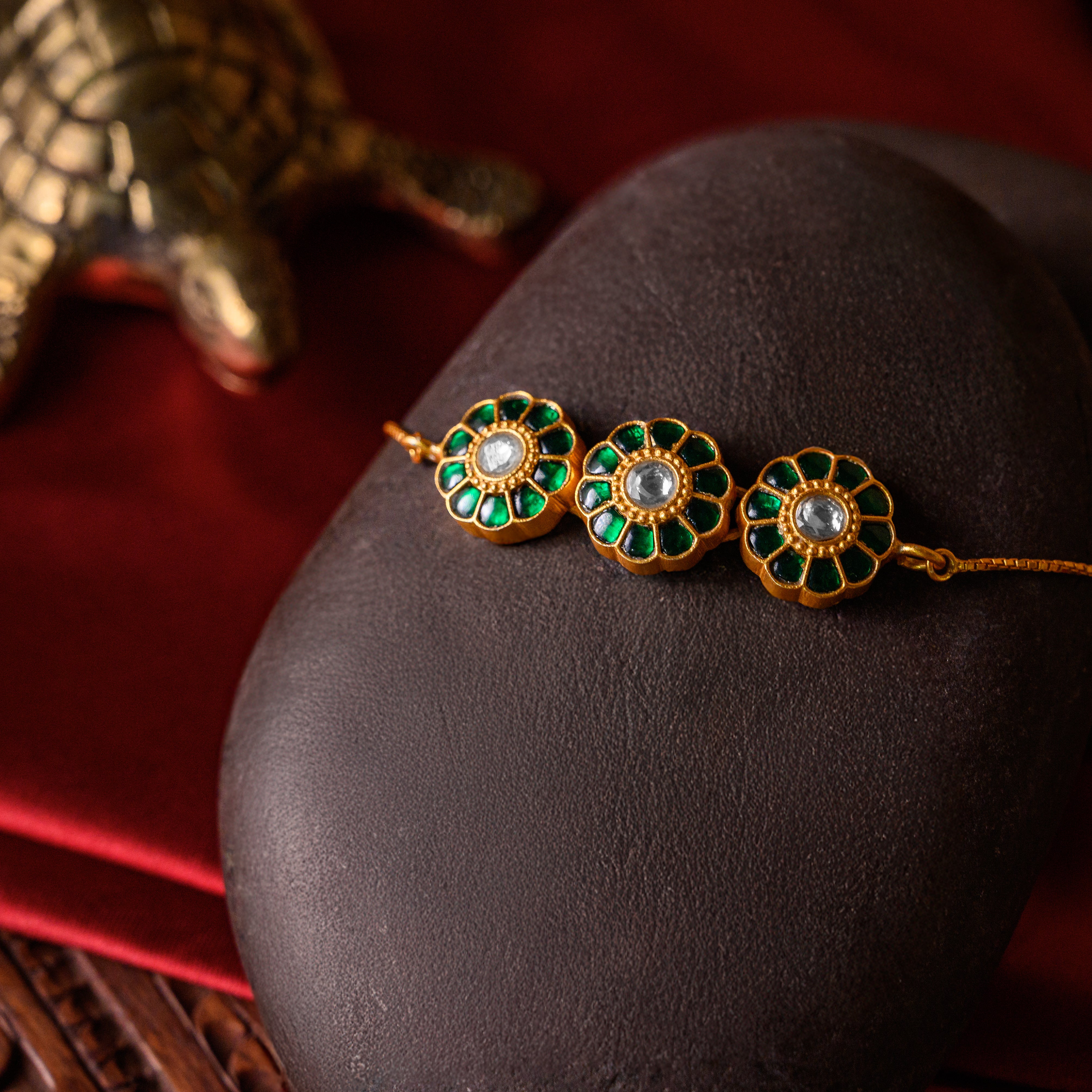 Saanvi Kundan Bracelet
