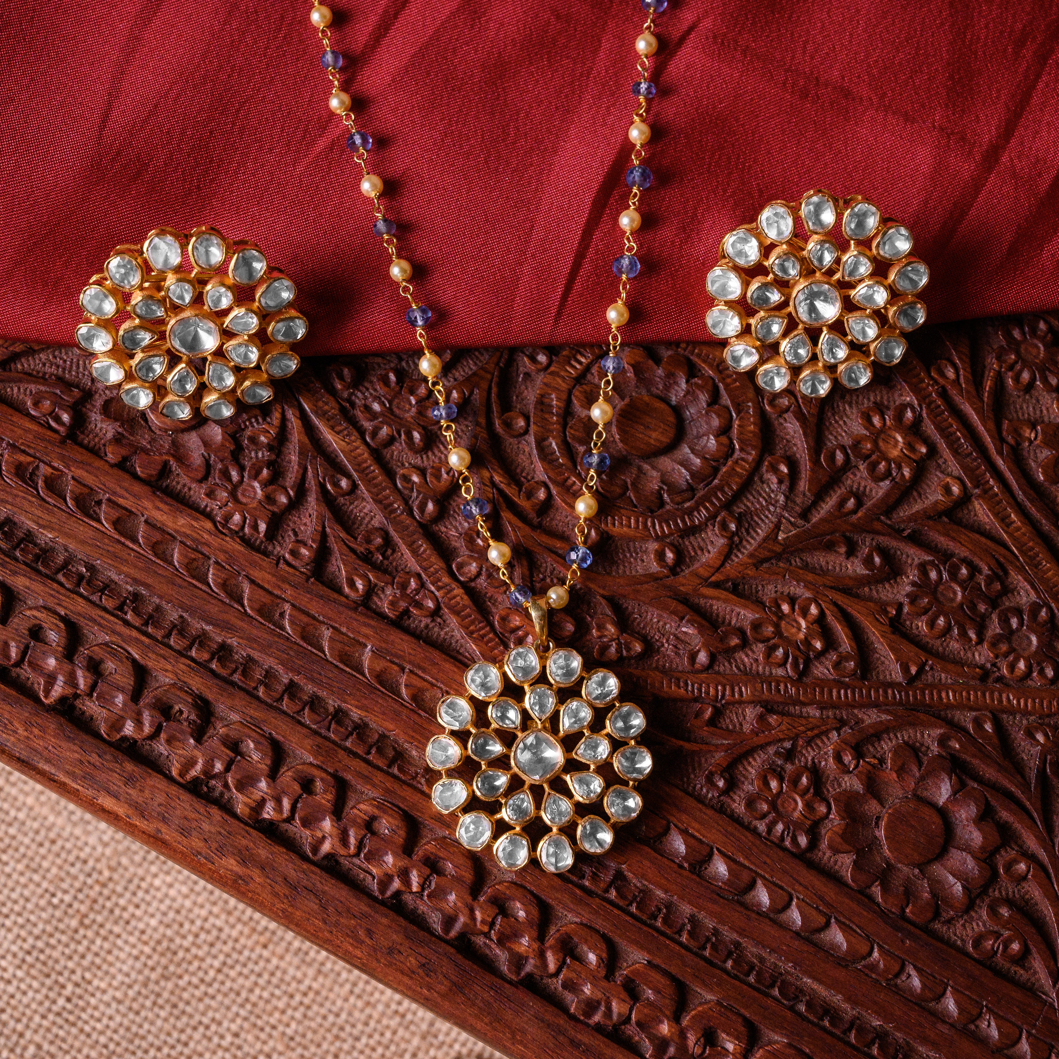 Lumiere Polki Pendant Set