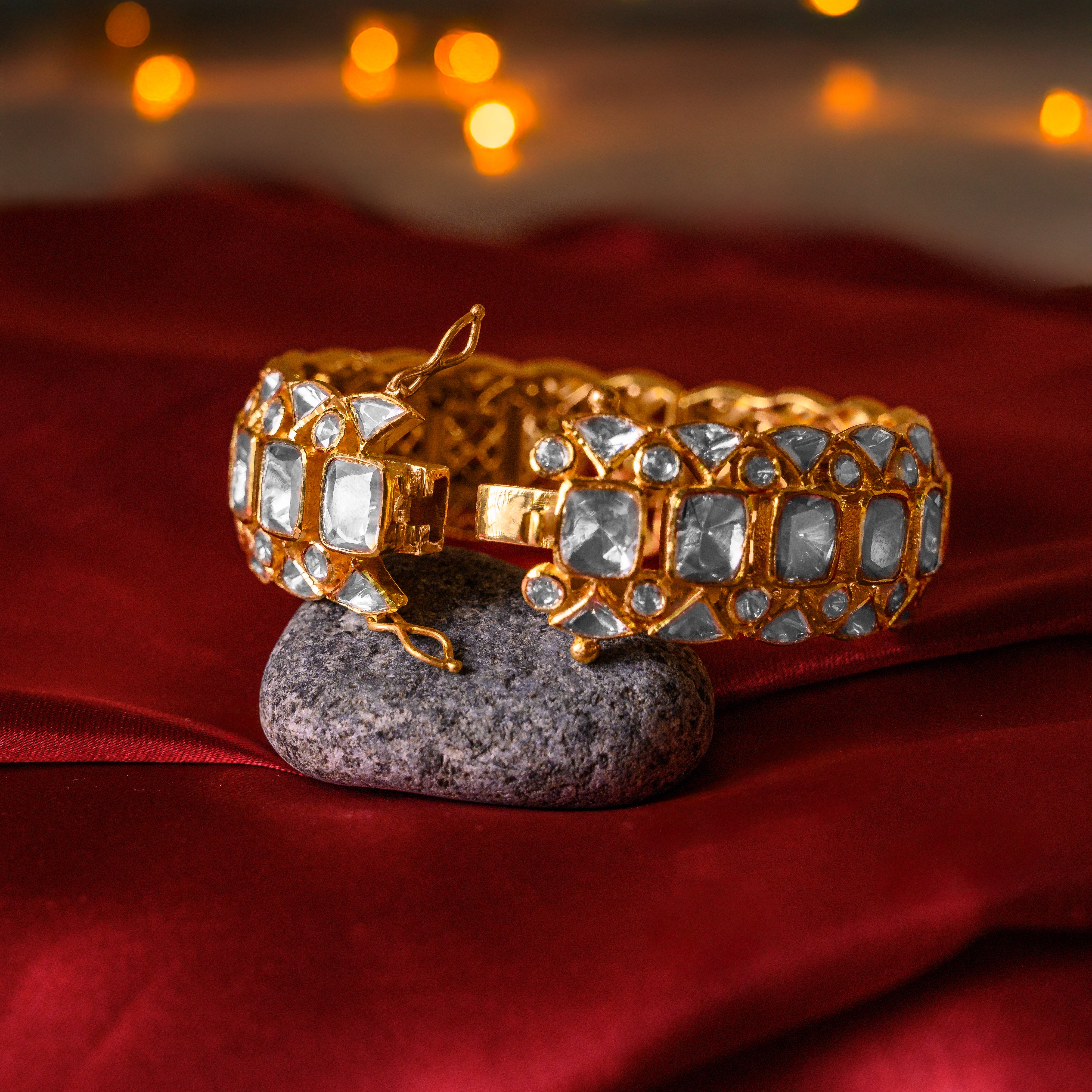 Rajvilaas Polki Bangle