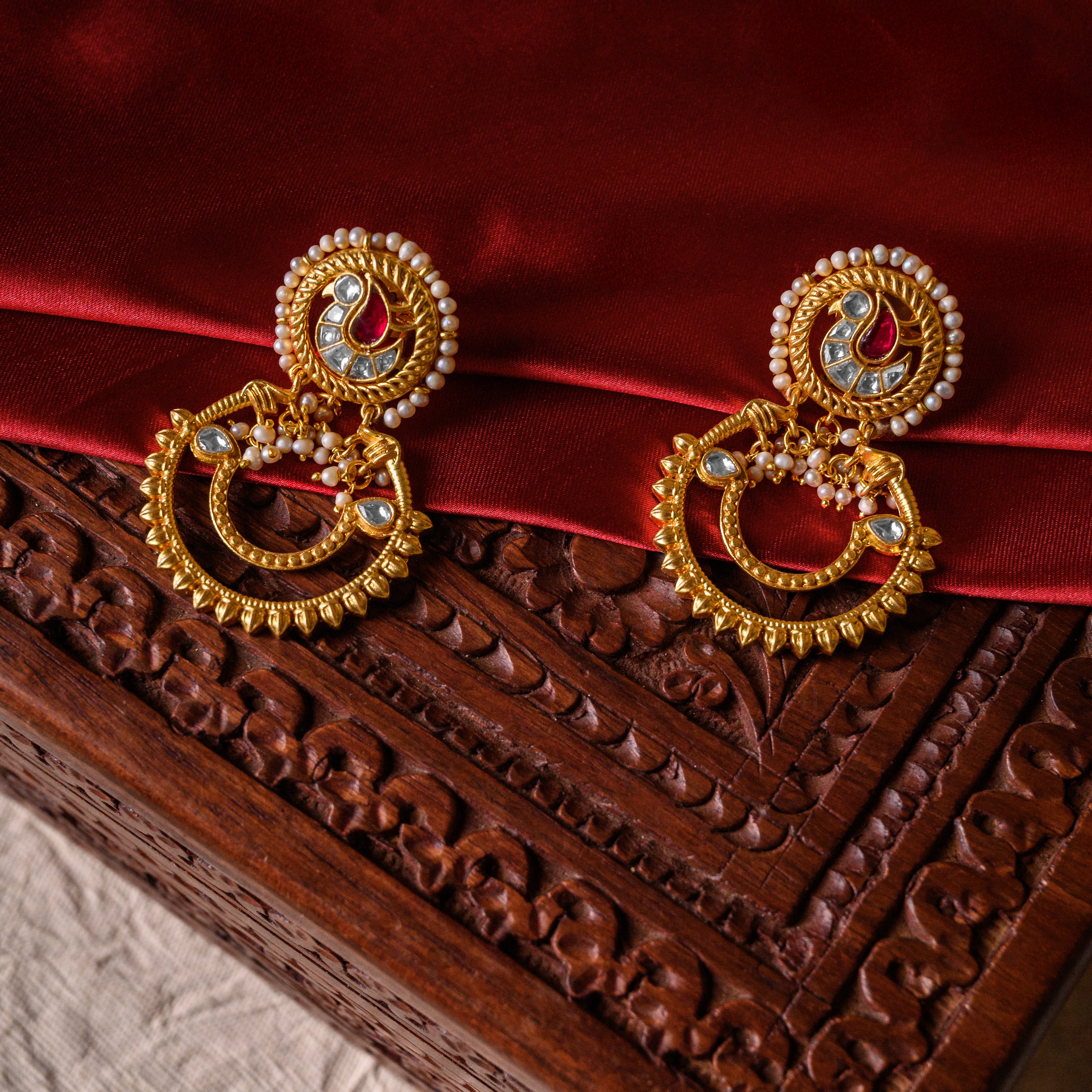 Chandrika Kundan Chandbali
