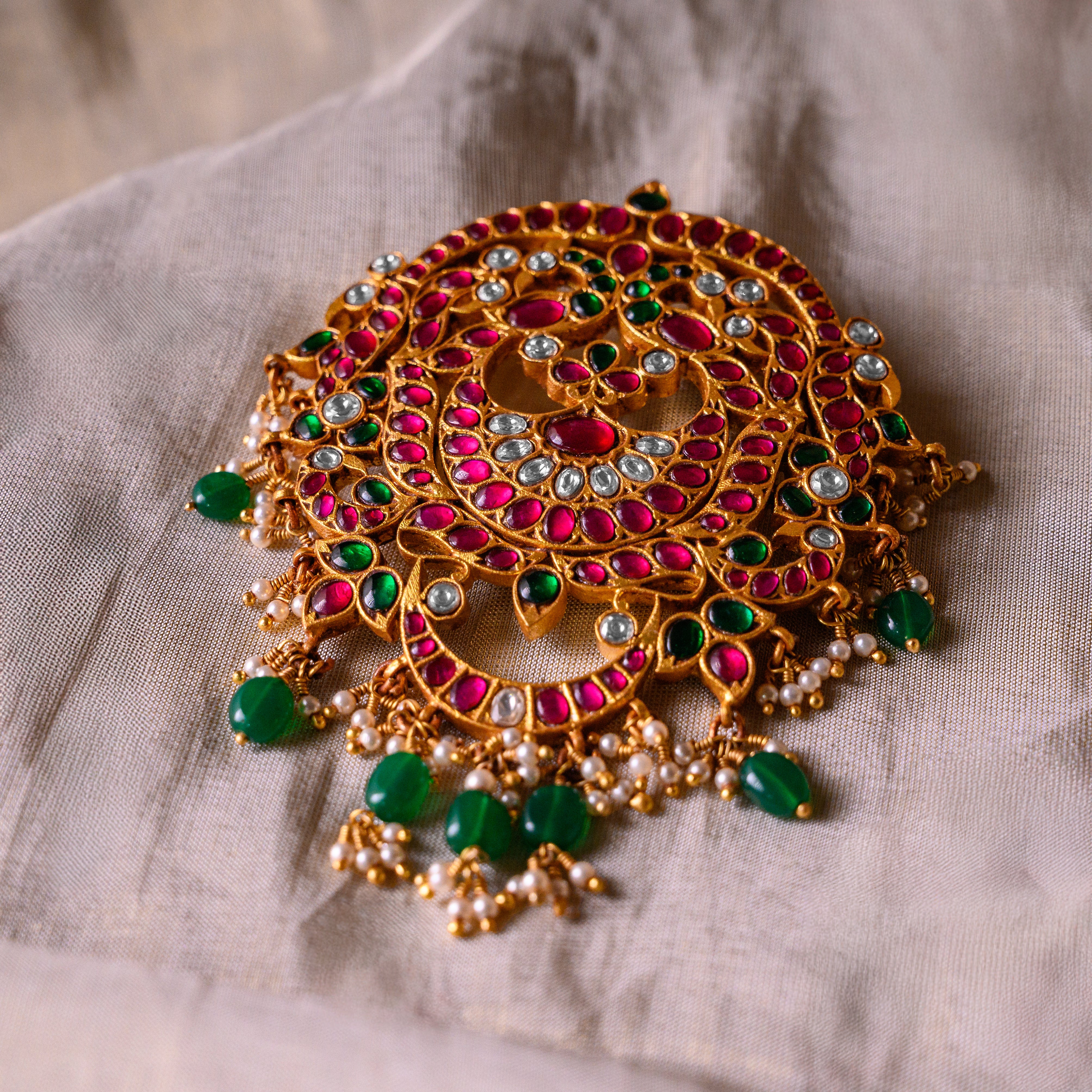 Devyaani Kundan Pendant
