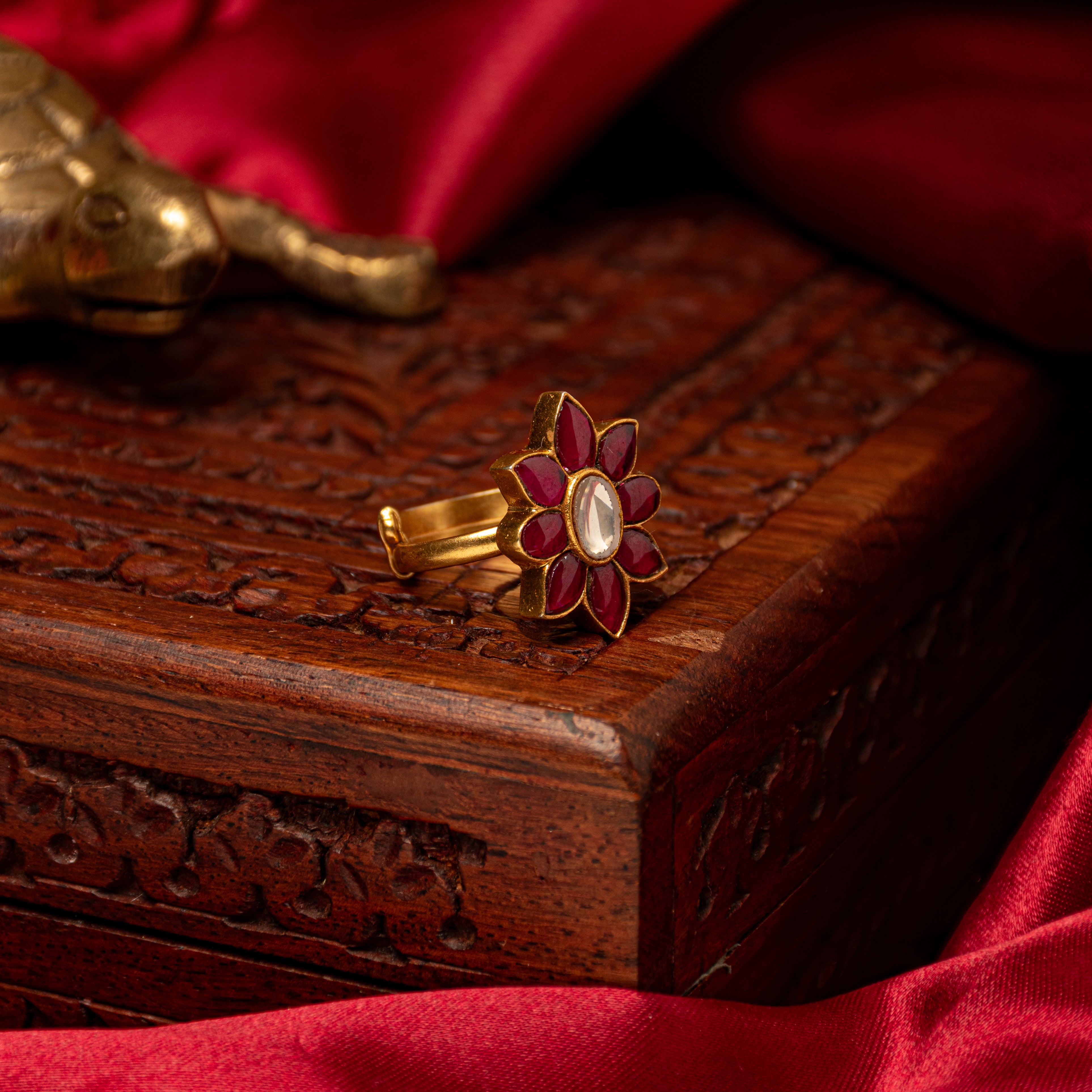 Sarojini Kundan Ring