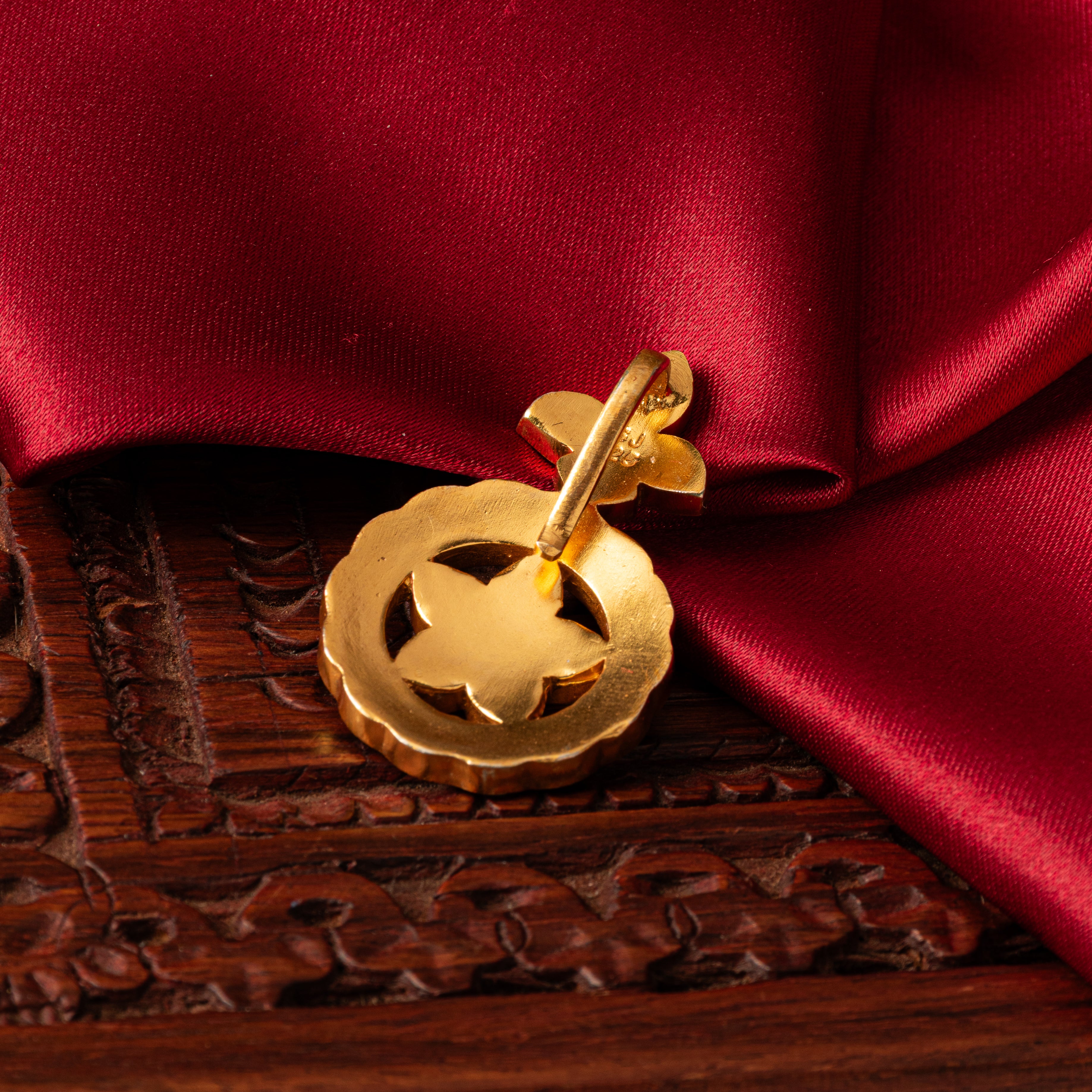 Amara Kundan Pendant