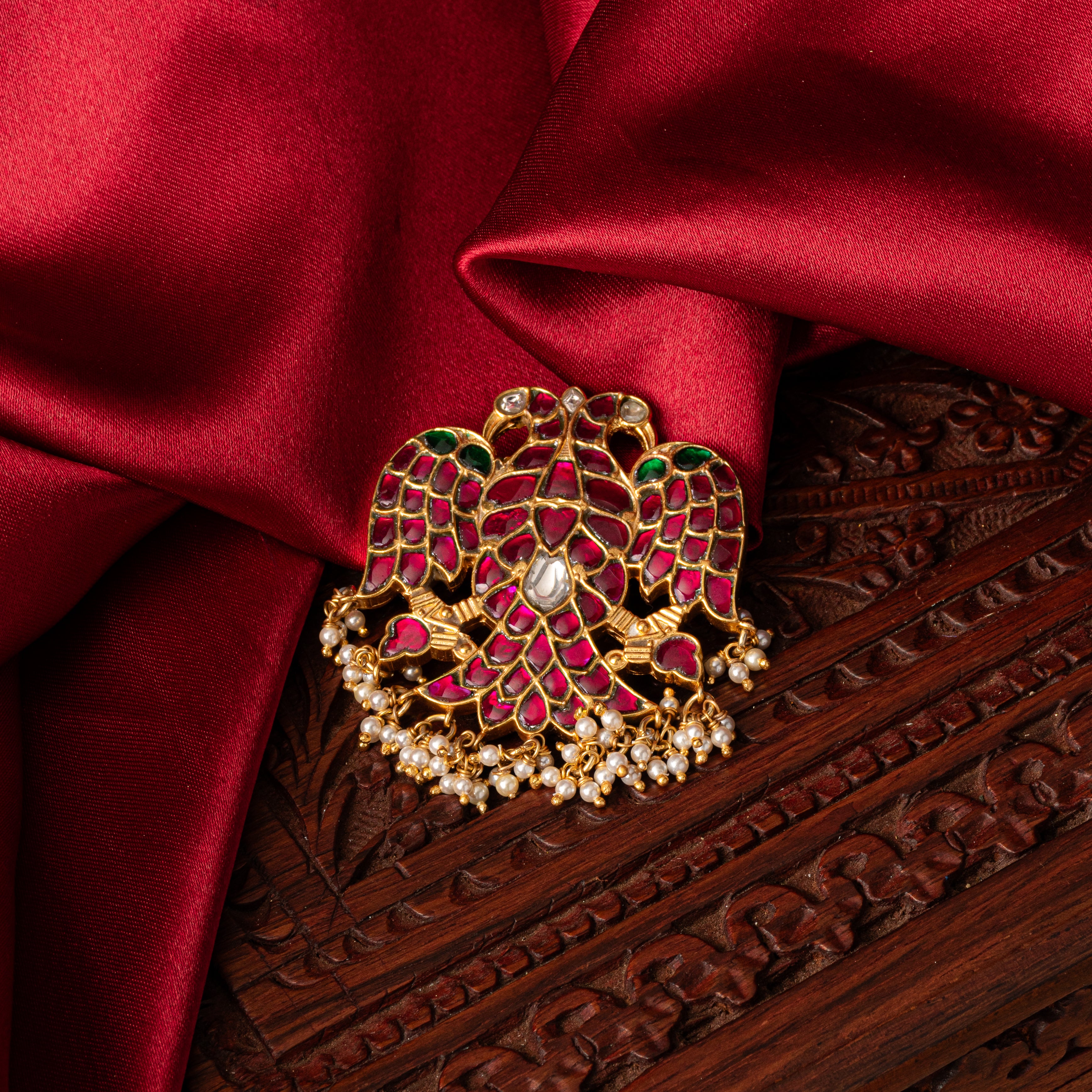 Suparna Kundan Pendant
