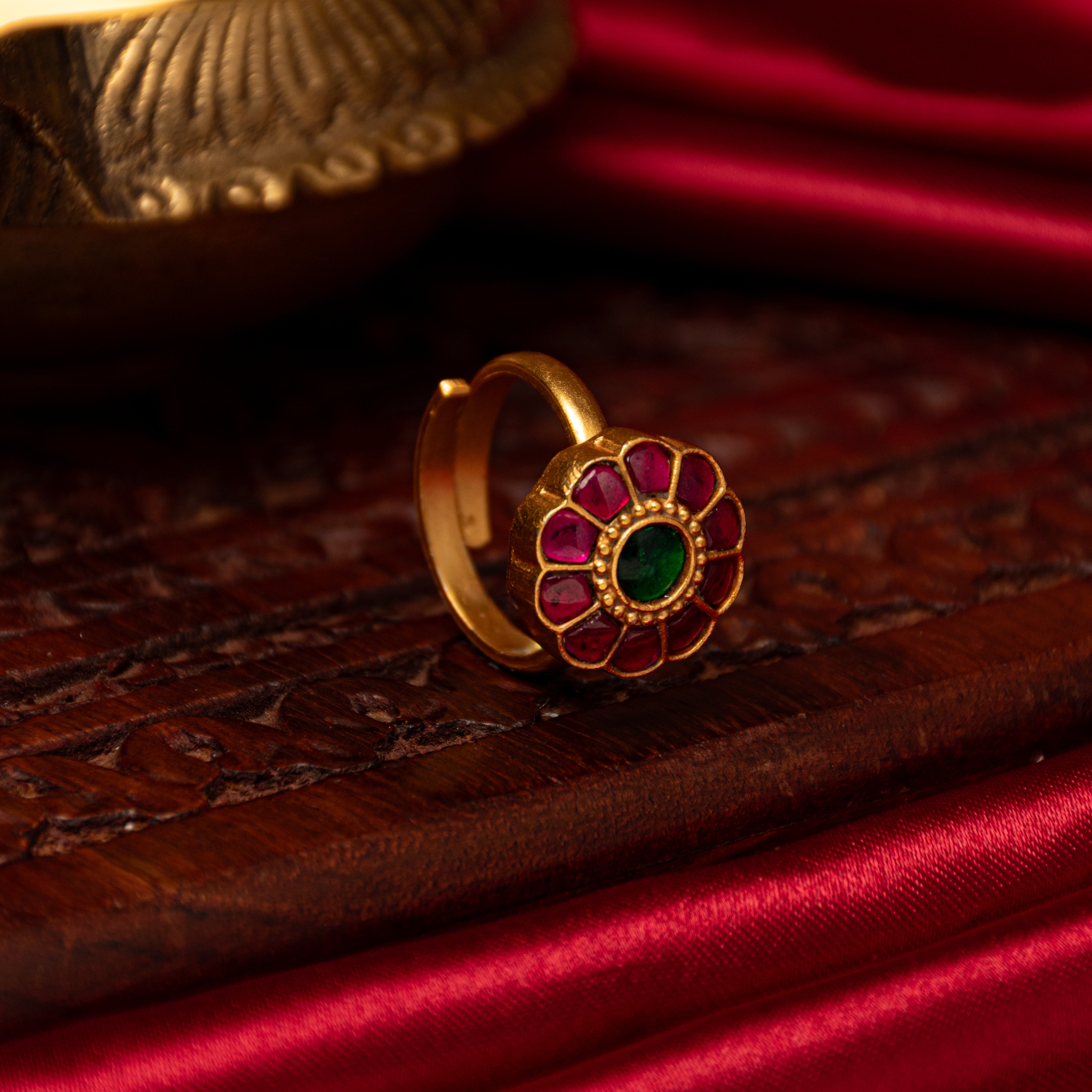 Phool Kundan Ring