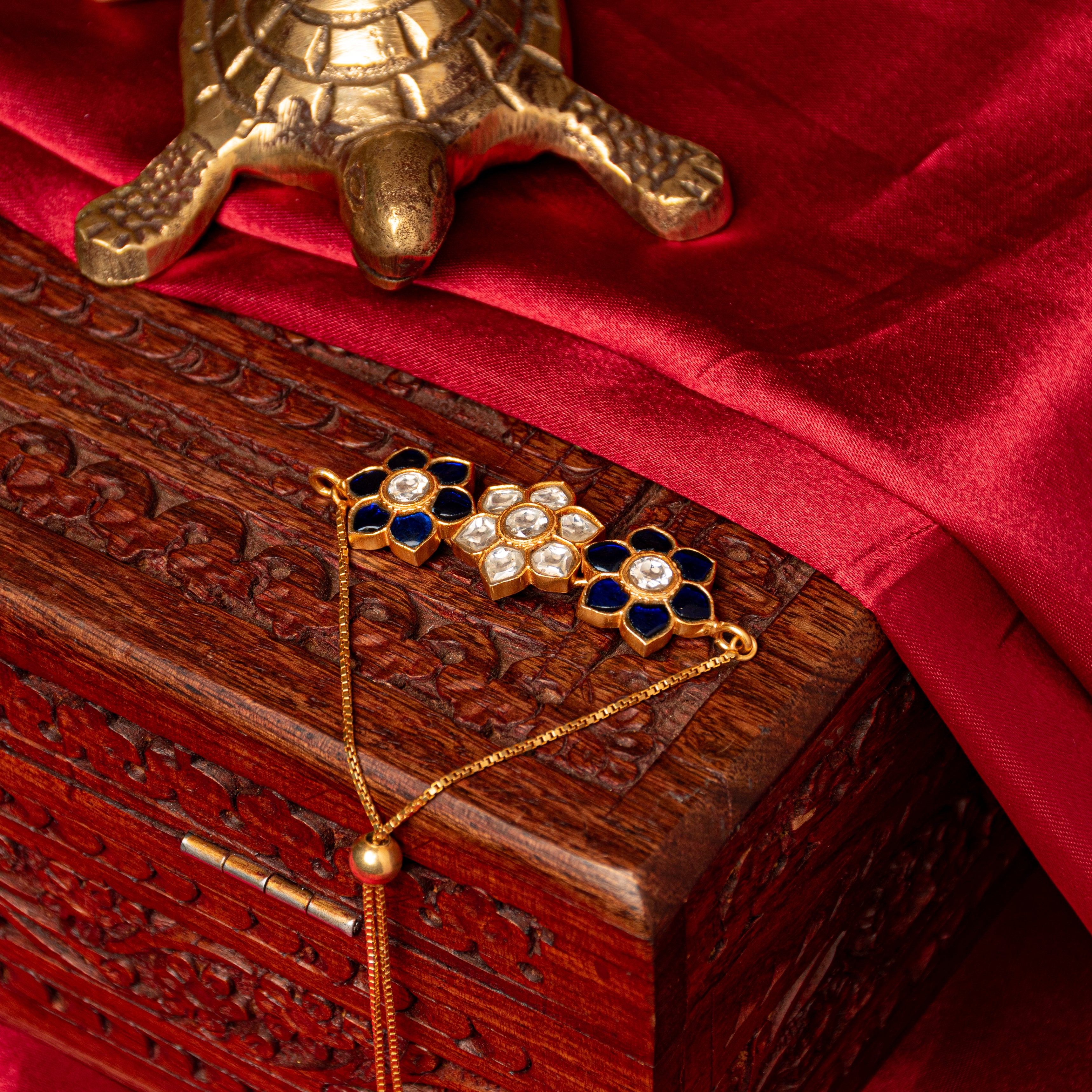 Shweta Kundan Bracelet